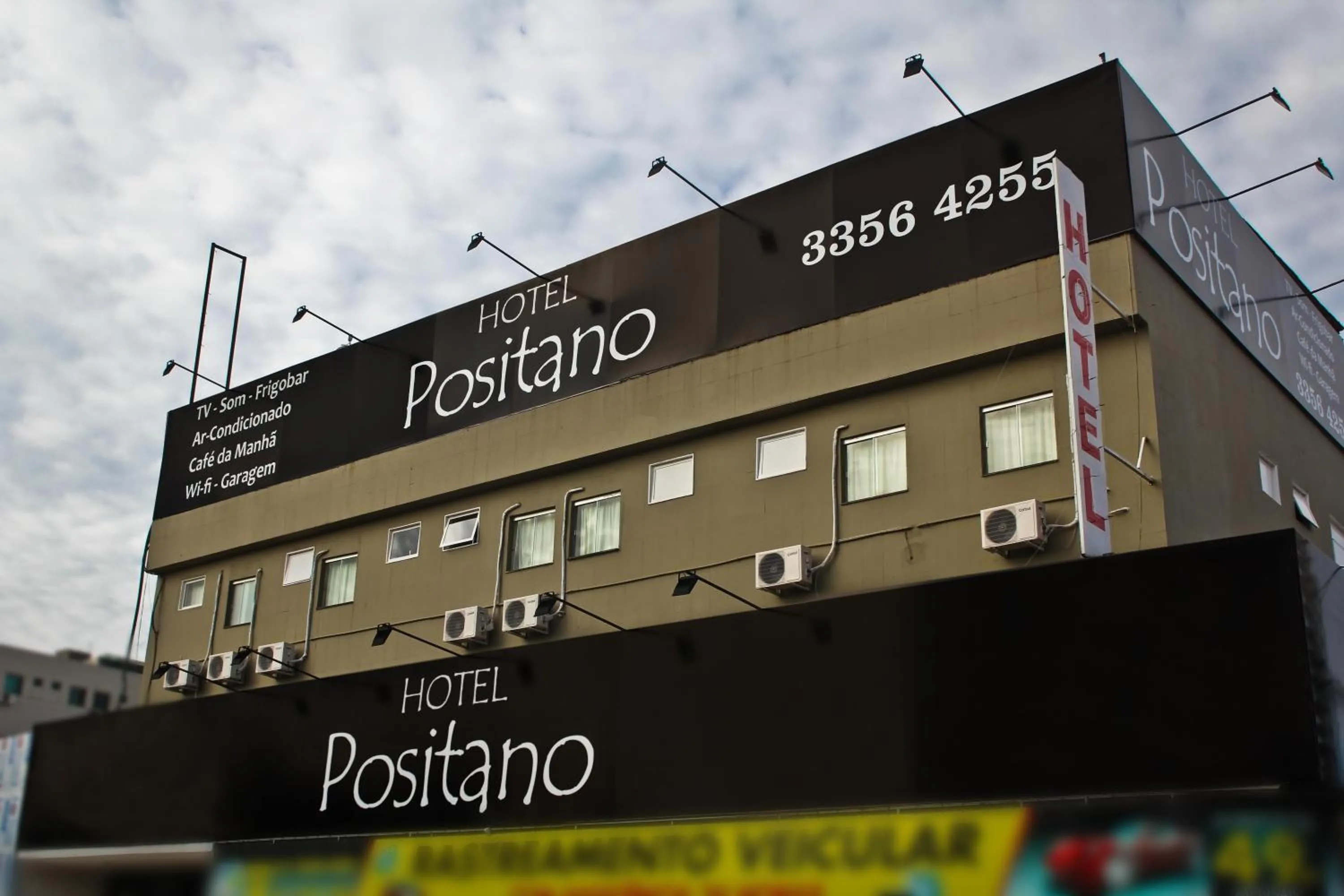 Property building in Hotel Positano
