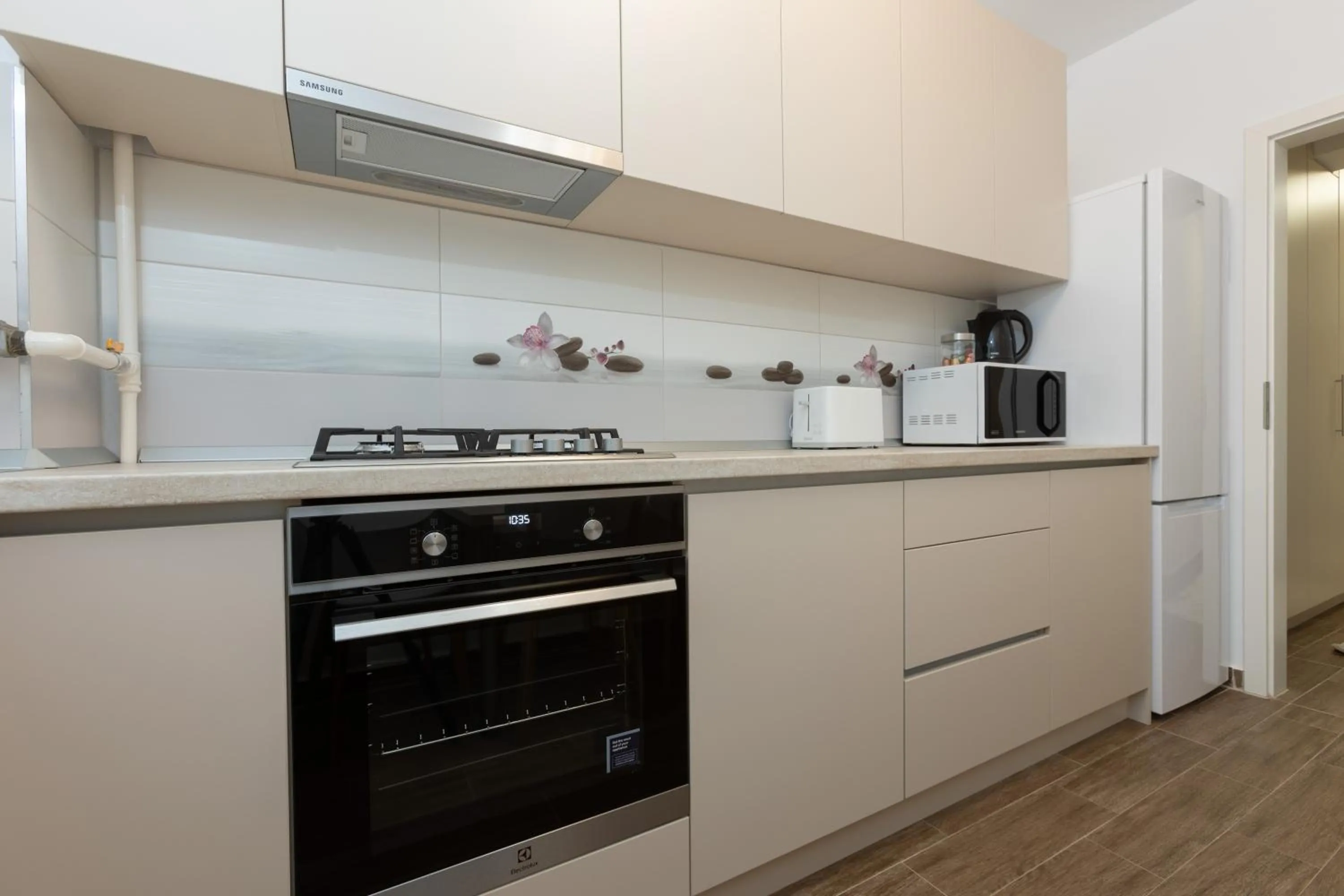 Communal kitchen in Brasov Holiday Apartments