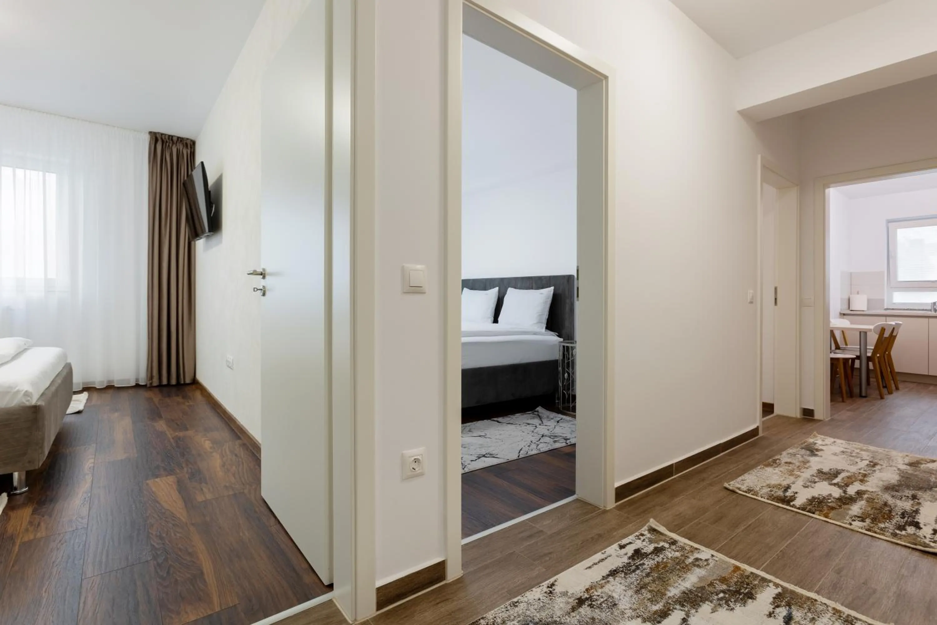 Bedroom, Bed in Brasov Holiday Apartments