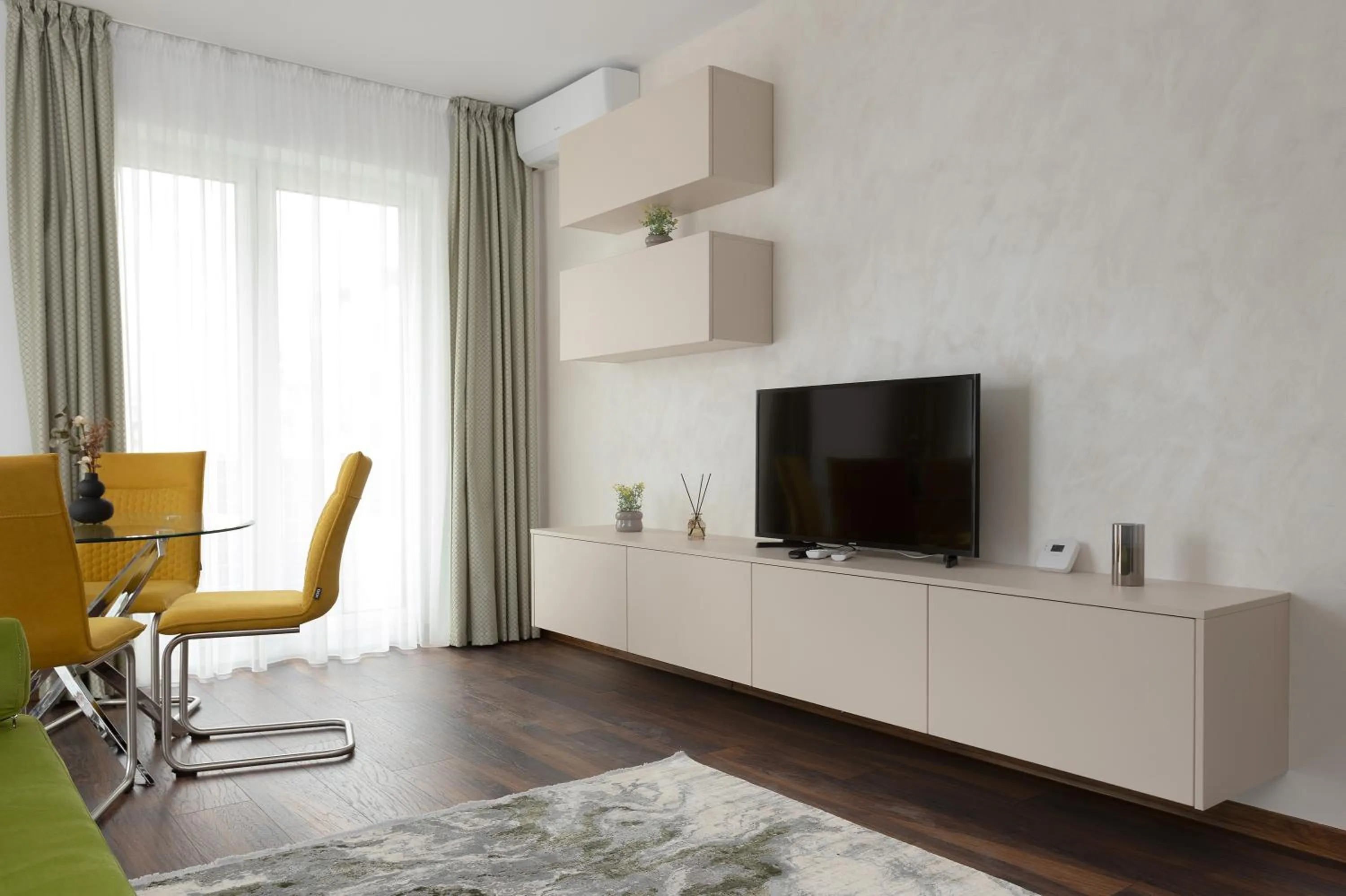 Living room in Brasov Holiday Apartments