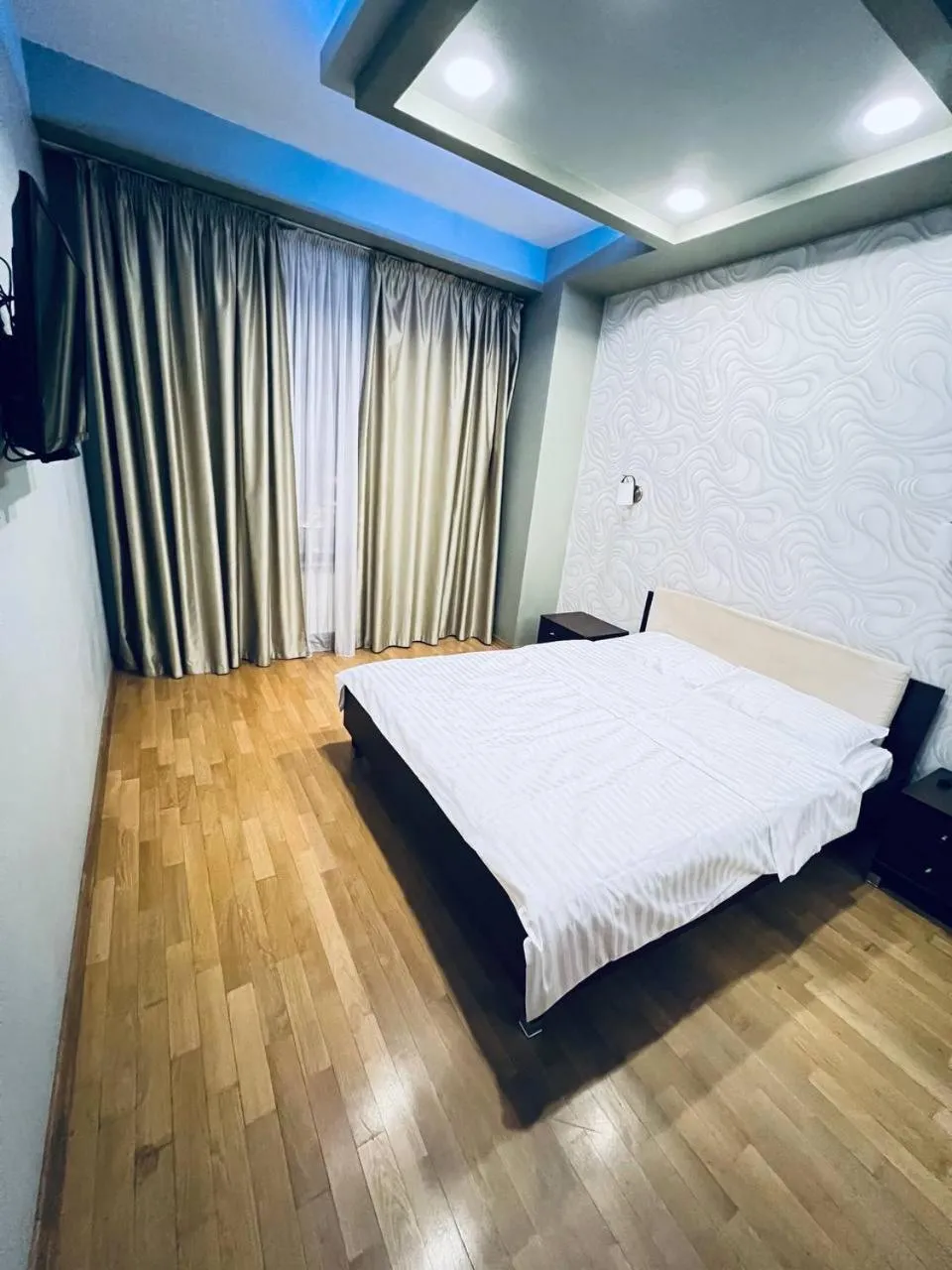 Bed in Apartments Tsekhova 1 street