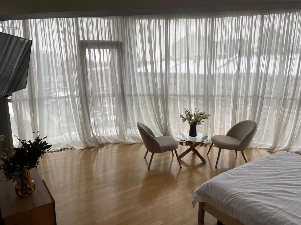 Bed in Apartments Tsekhova 1 street