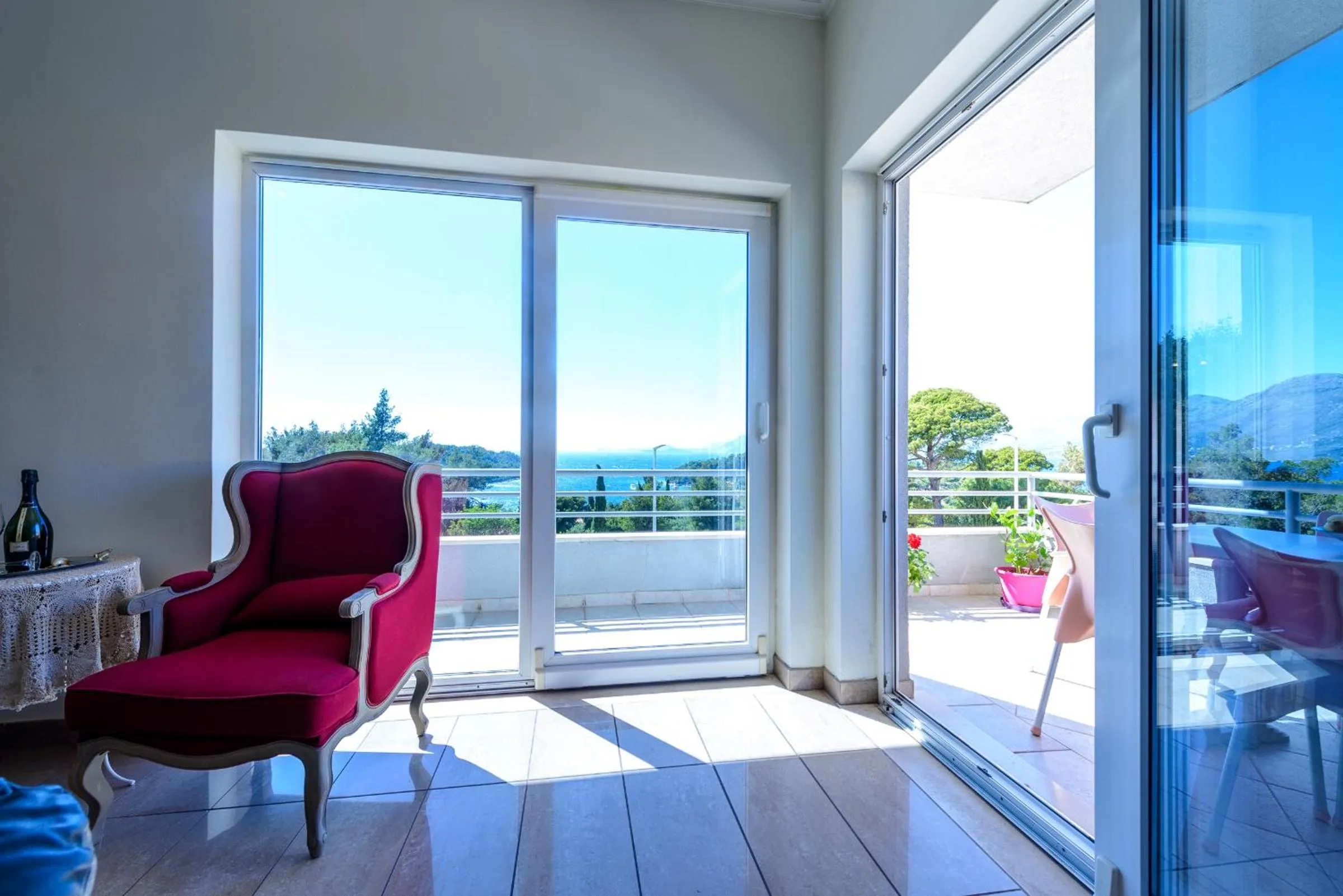 Living room in Apartments Red Coral Cavtat
