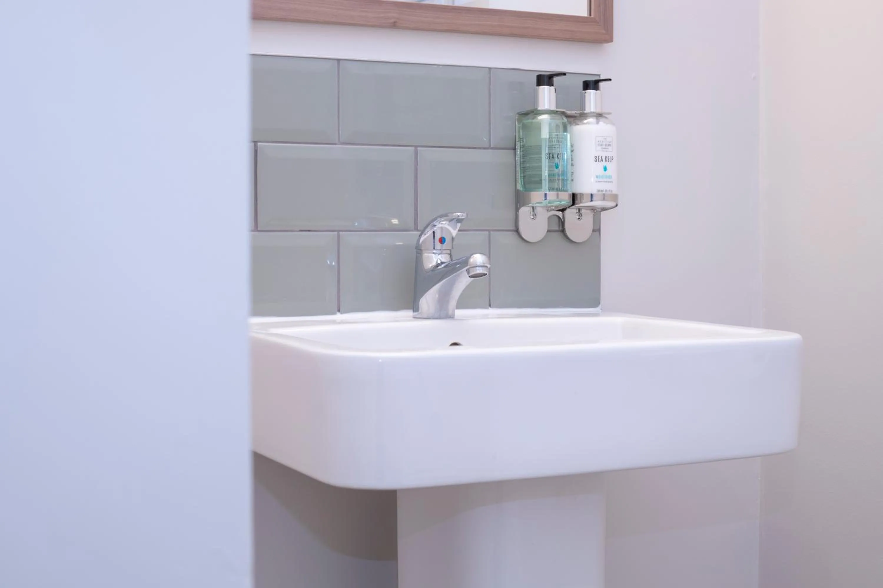 Bathroom in The Lindisfarne Inn - The Inn Collection Group