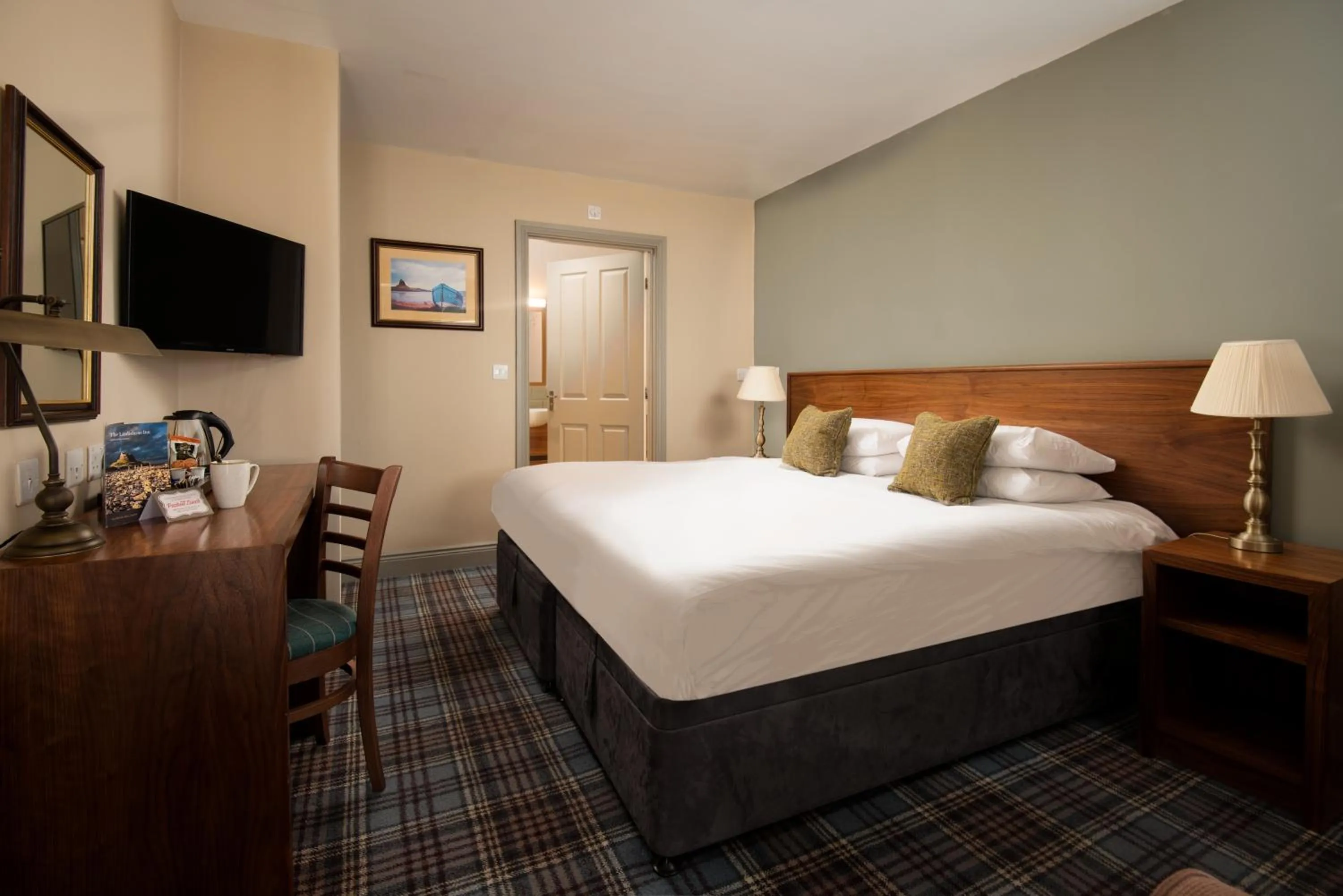 Bed in The Lindisfarne Inn - The Inn Collection Group