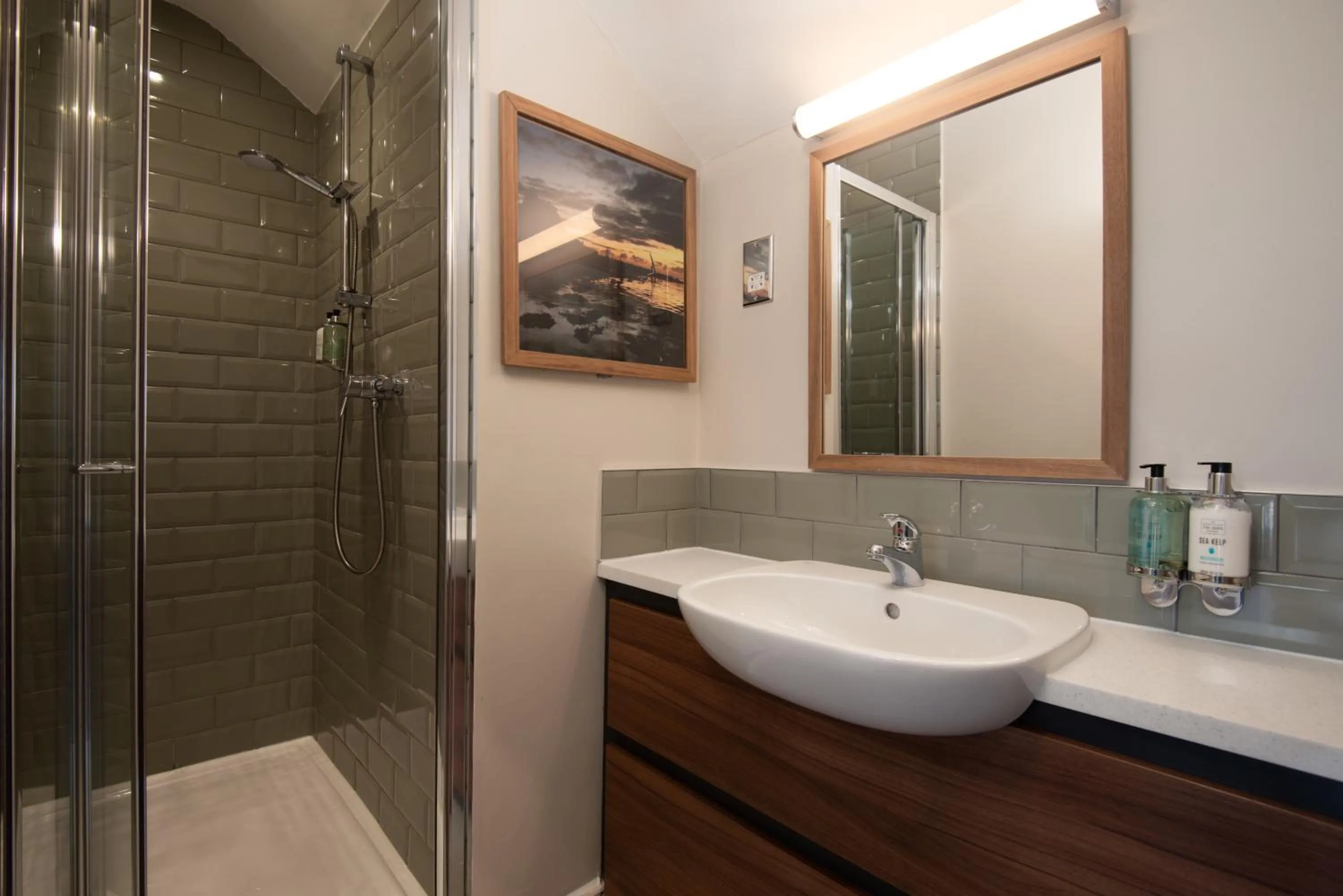 Shower in The Lindisfarne Inn - The Inn Collection Group