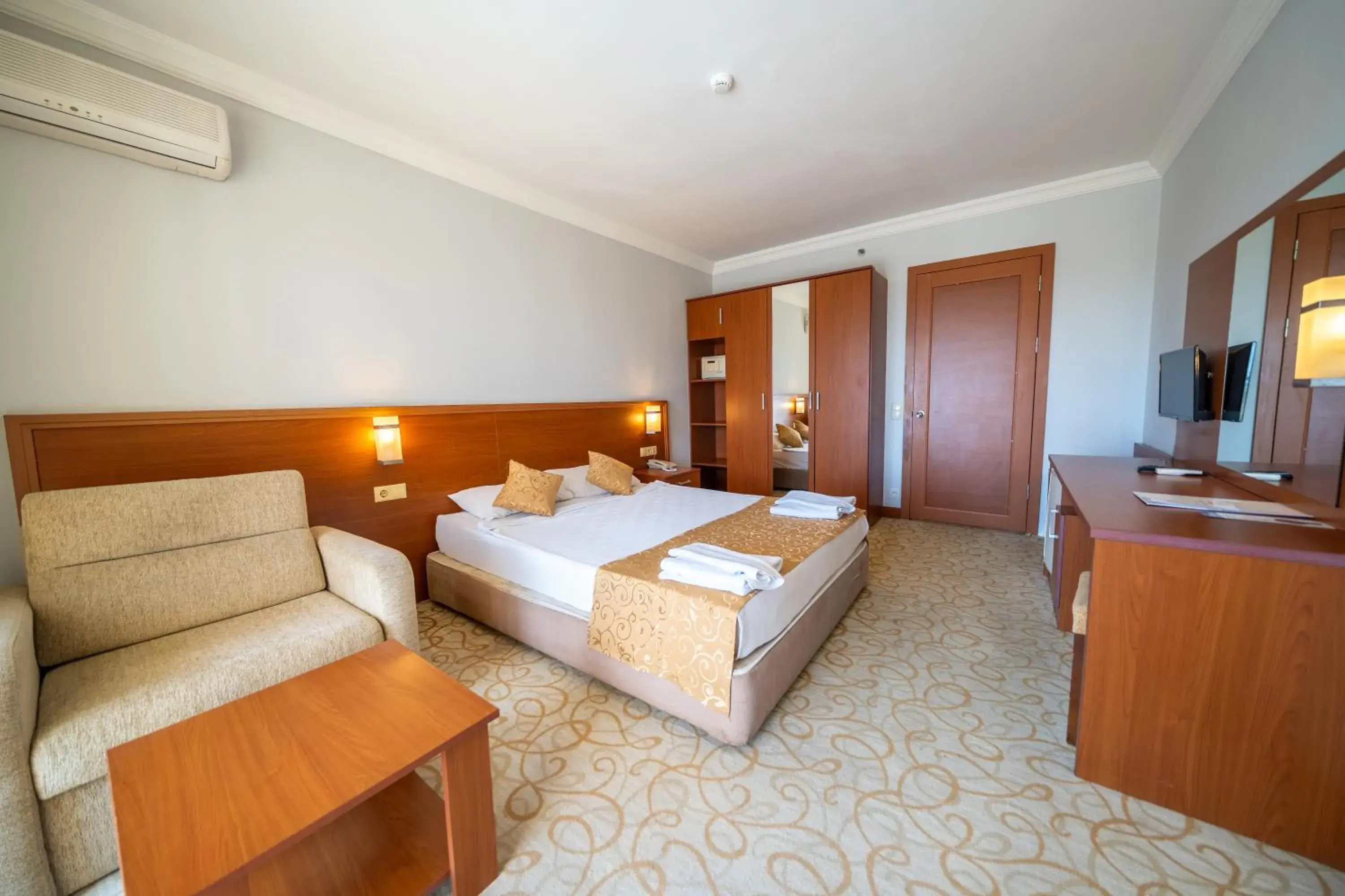 Photo of the whole room, Bed in Miarosa Konakli Garden Photo of the whole room, Bed in Miarosa Konakli Garden