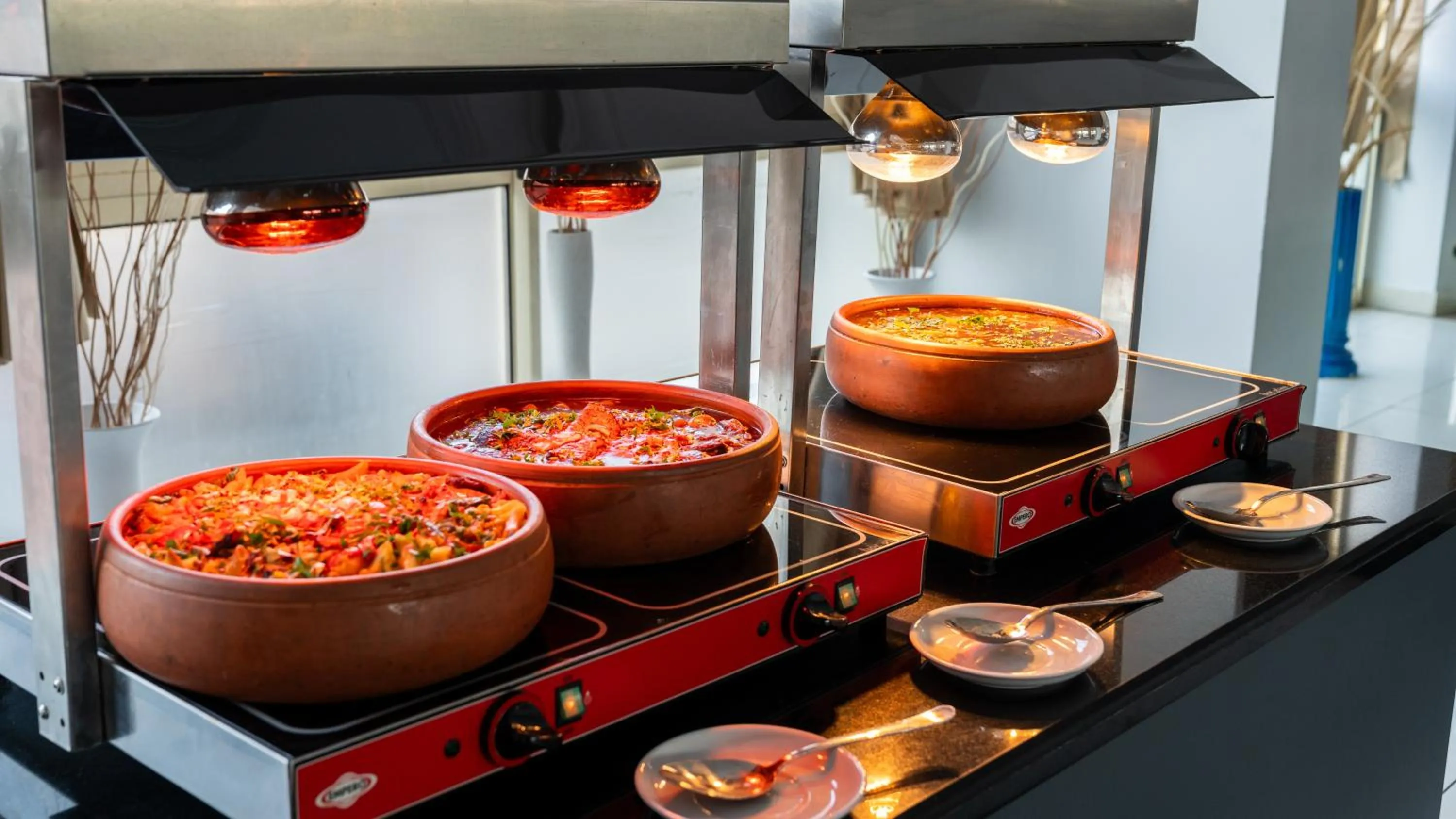 Kitchen or kitchenette in Miarosa Konakli Garden