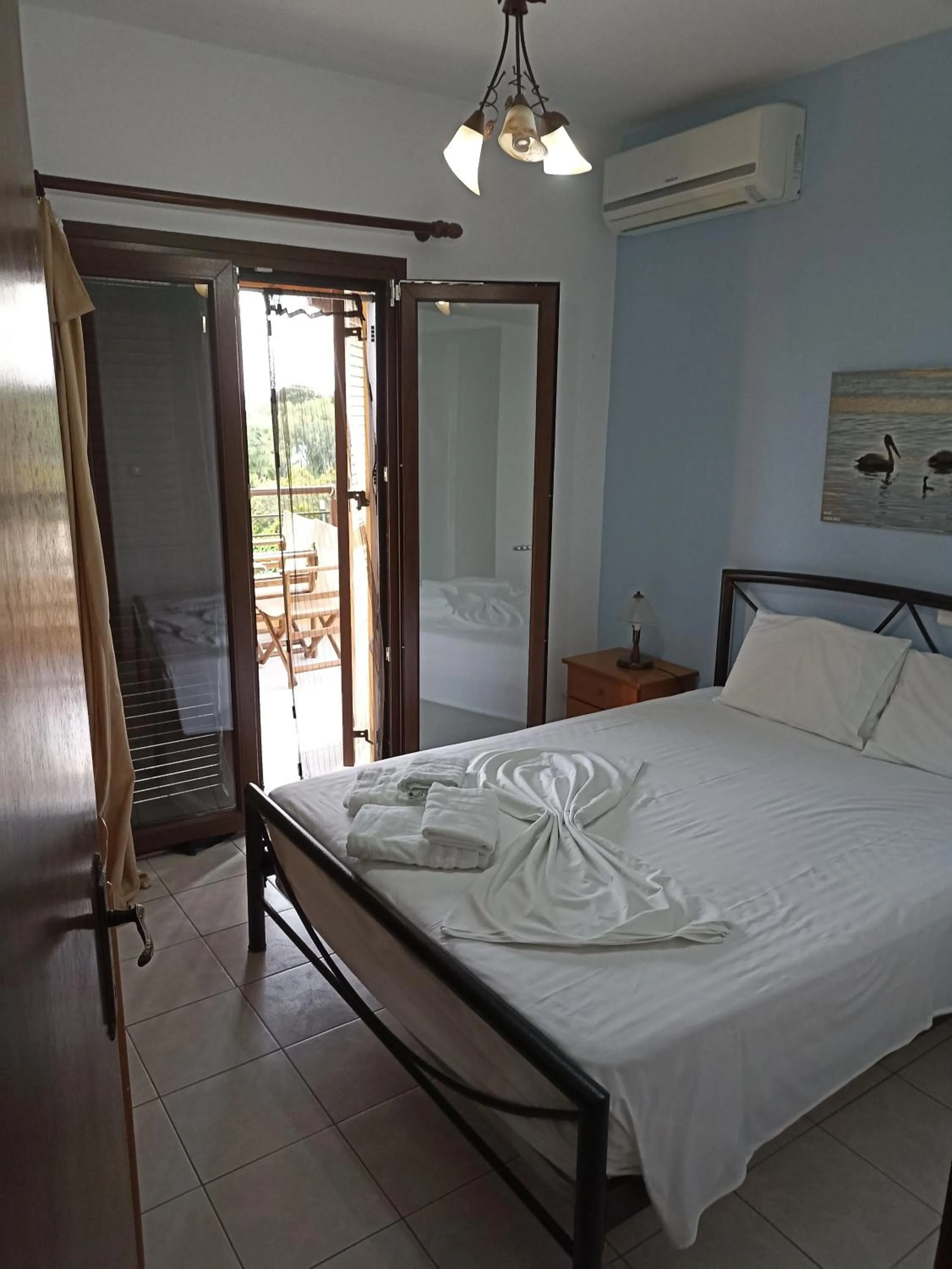 Bed in Studios Tripiti