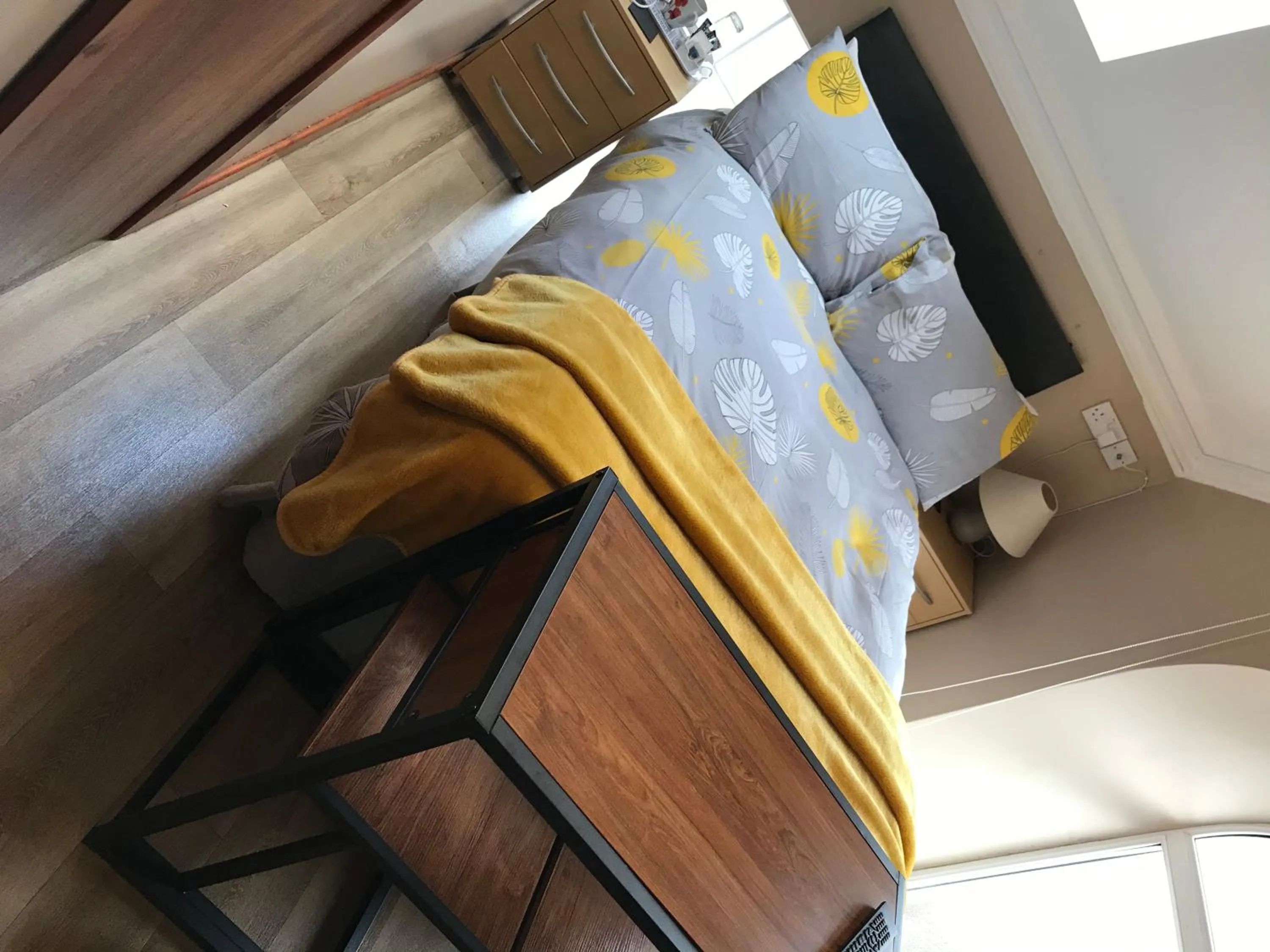 Shower, Bed in Pisgah Guesthouse Snowdonia