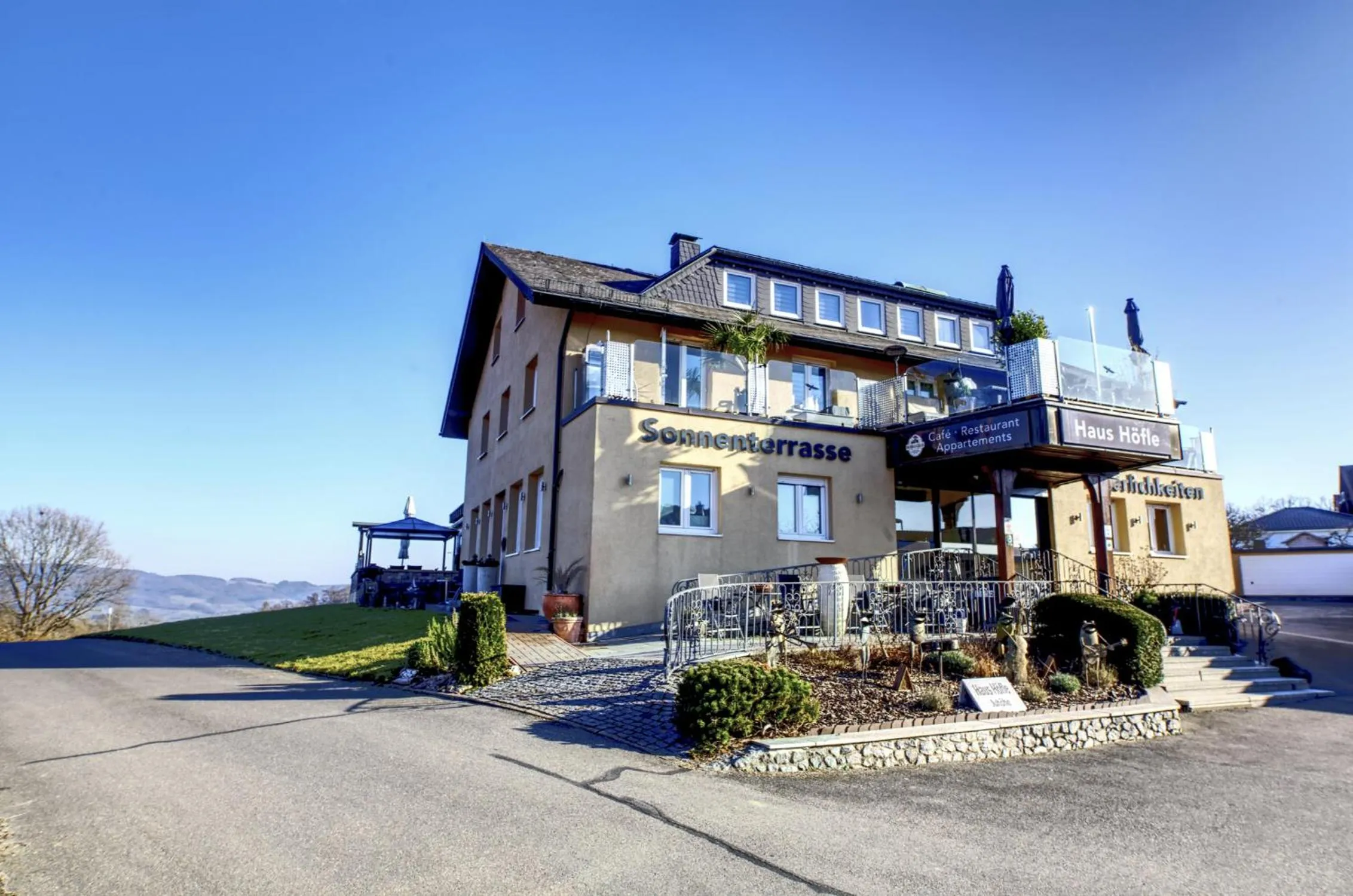 Property building in Business Apartments Höfle