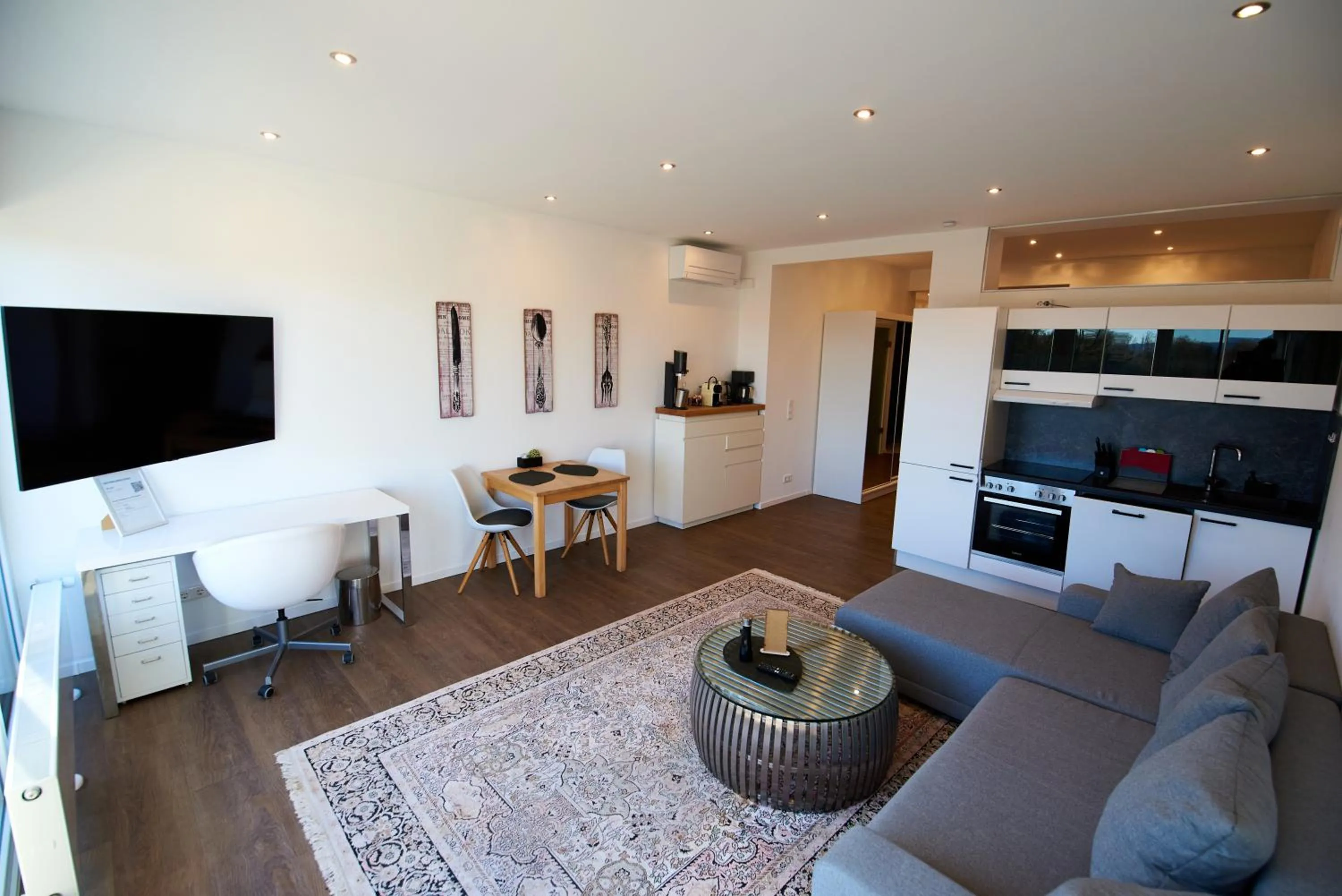 TV and multimedia in Business Apartments Höfle