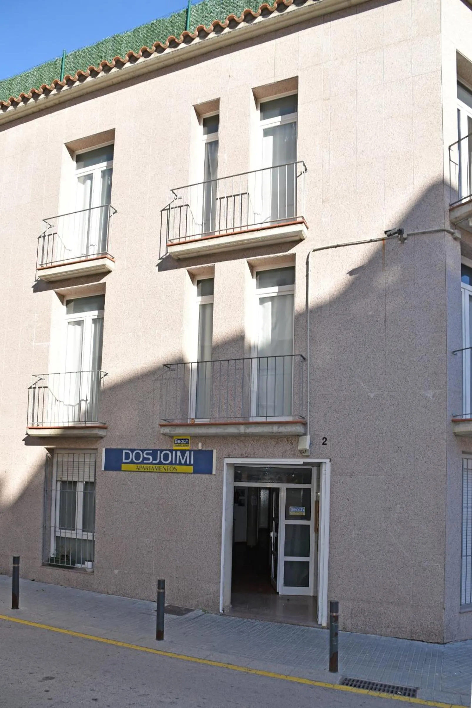 Property building in Apartamentos AR Dosjoimi