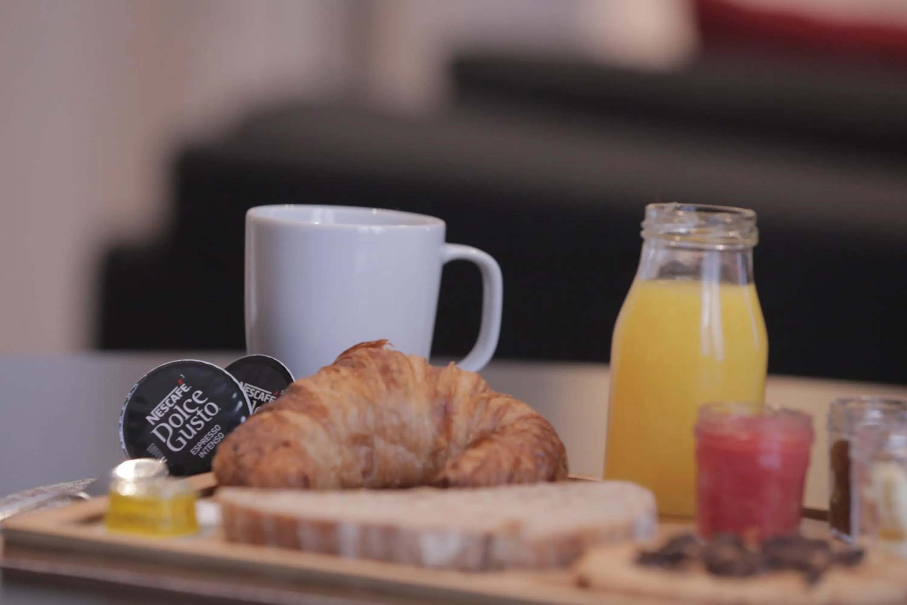 Food and drinks in Palacio Salvetti Suites