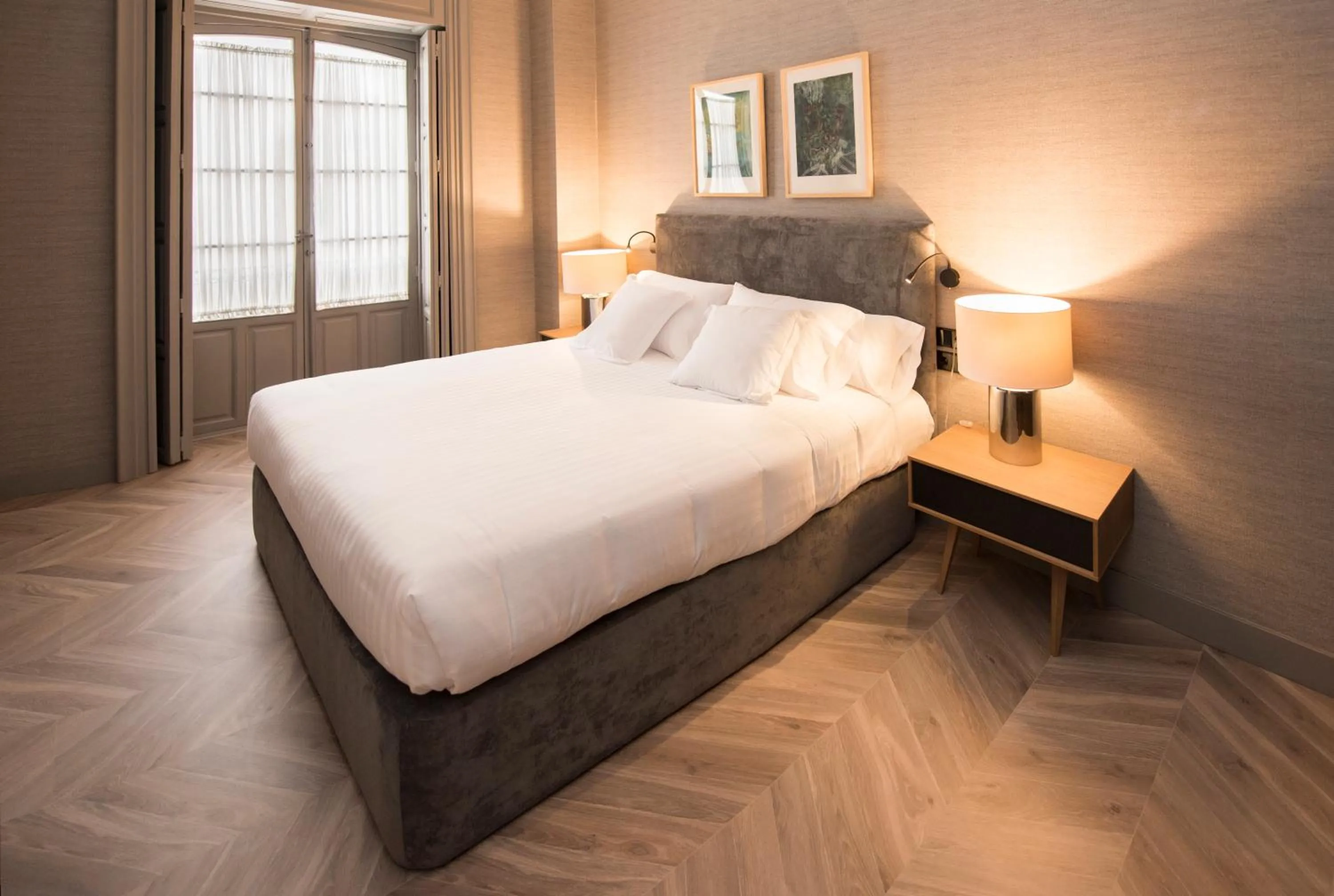 Bedroom, Bed in Palacio Salvetti Suites