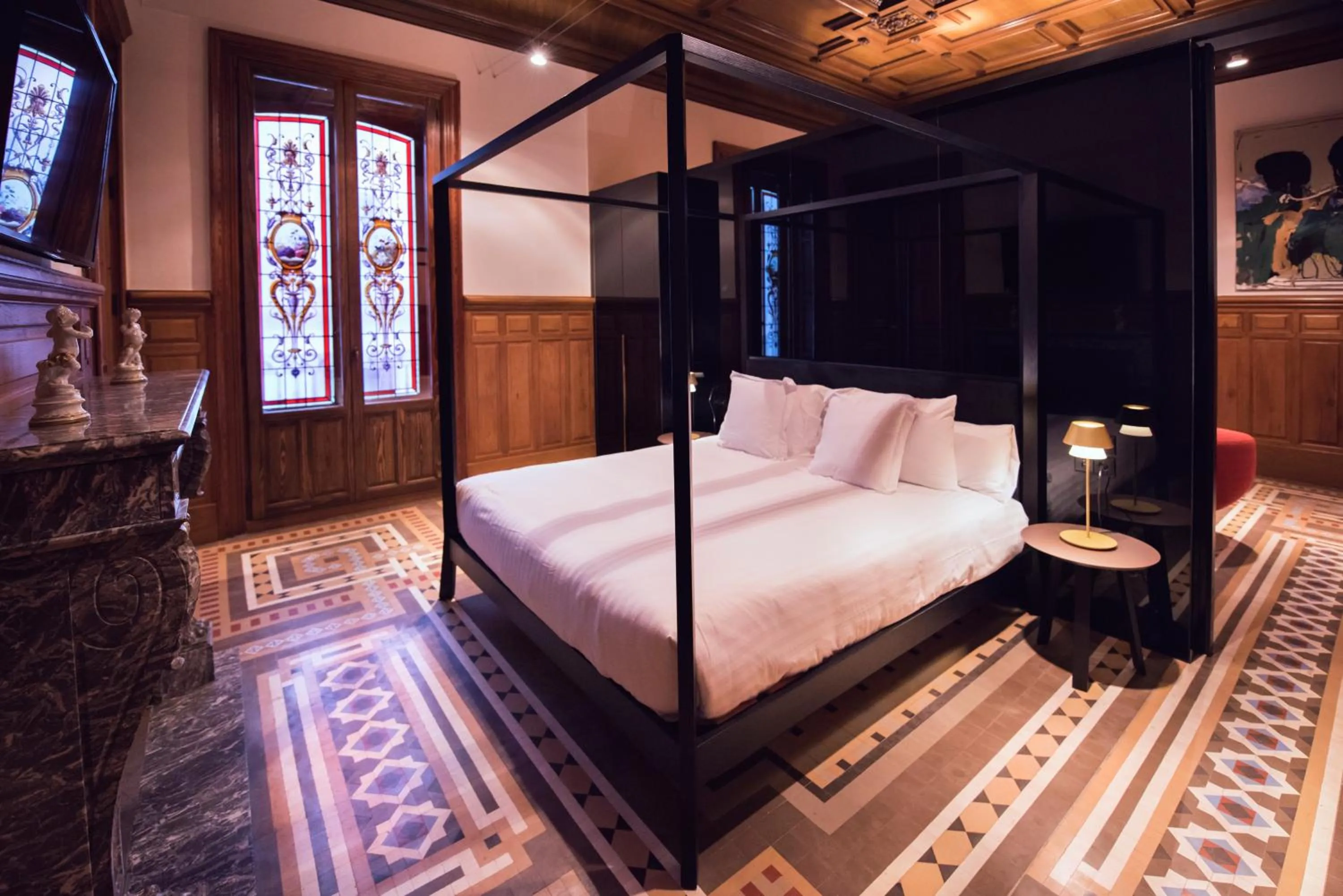 Bedroom, Bed in Palacio Salvetti Suites