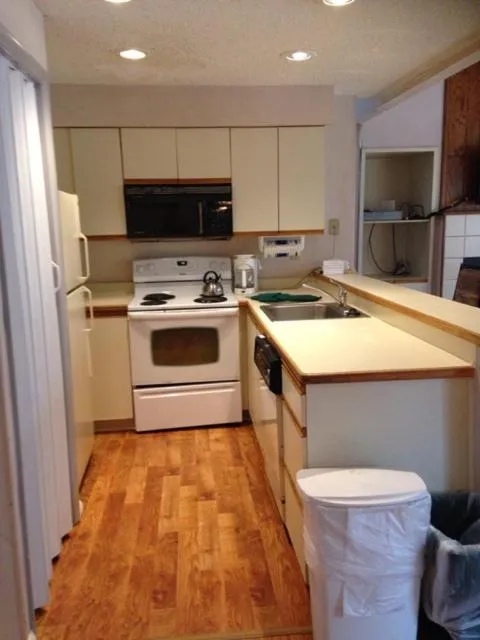 Eagle Village Resort