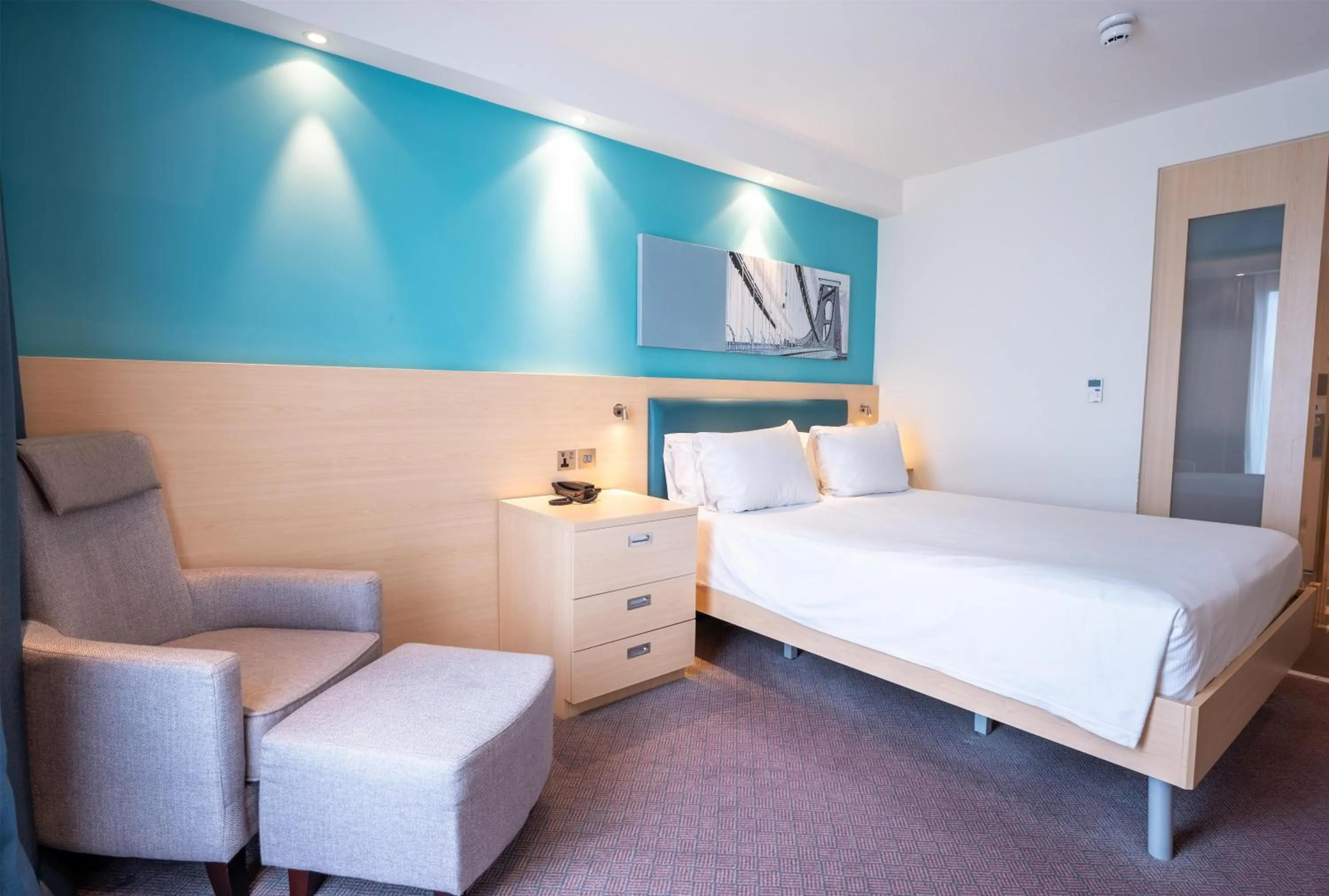 Bed in Hampton By Hilton Bristol Airport