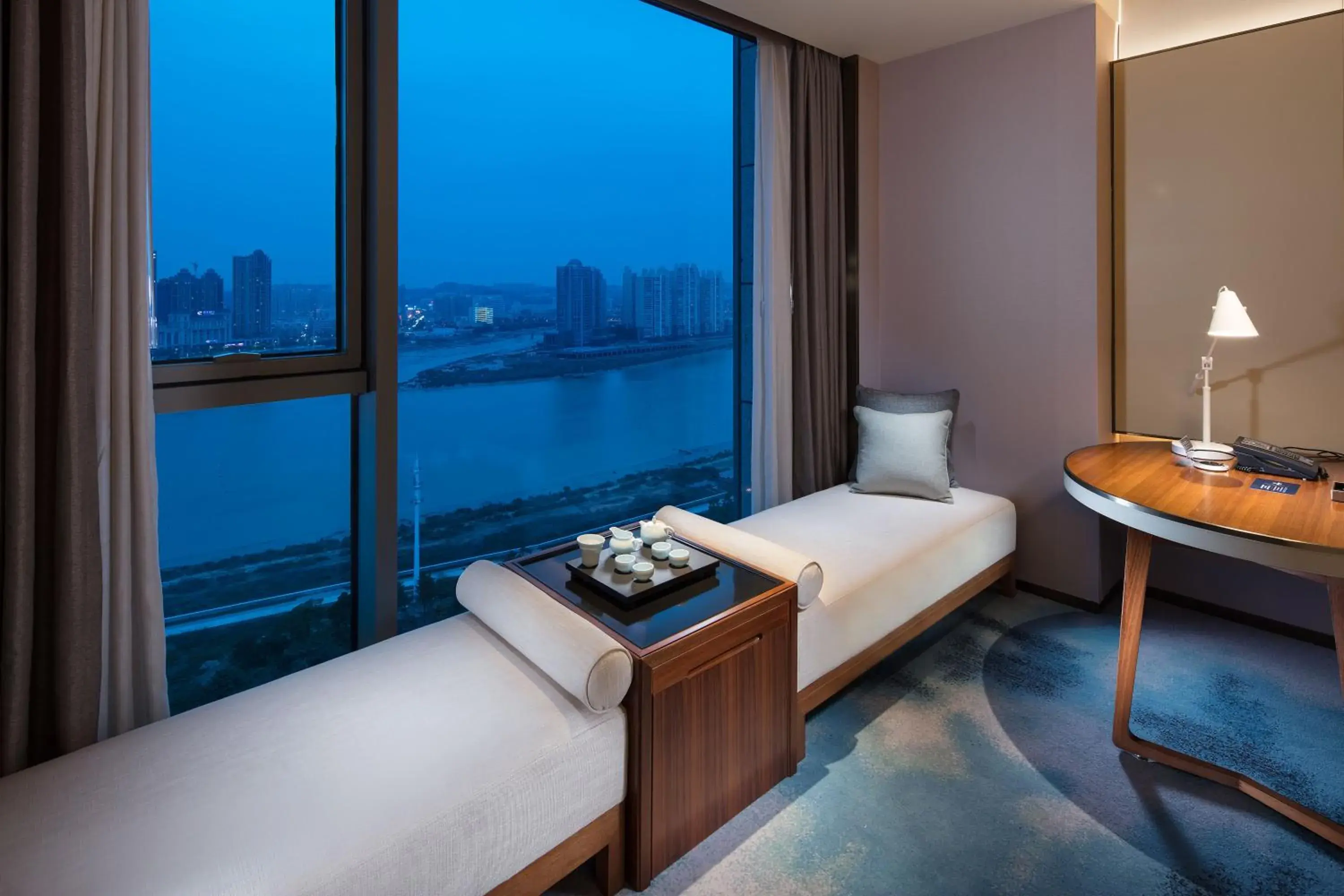 River view, Bed in Hilton Quanzhou Riverside River view, Bed in Hilton Quanzhou Riverside
