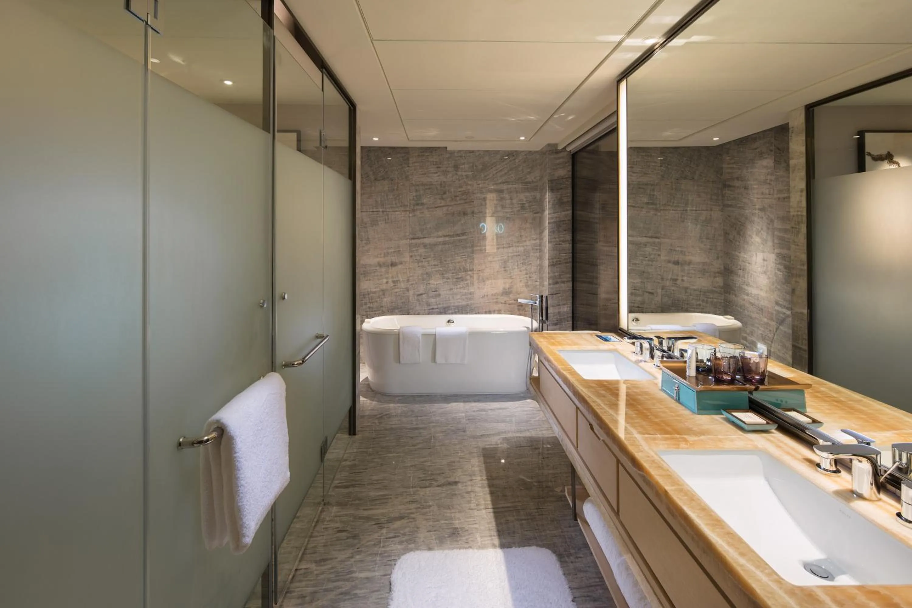 Bathroom in Hilton Quanzhou Riverside