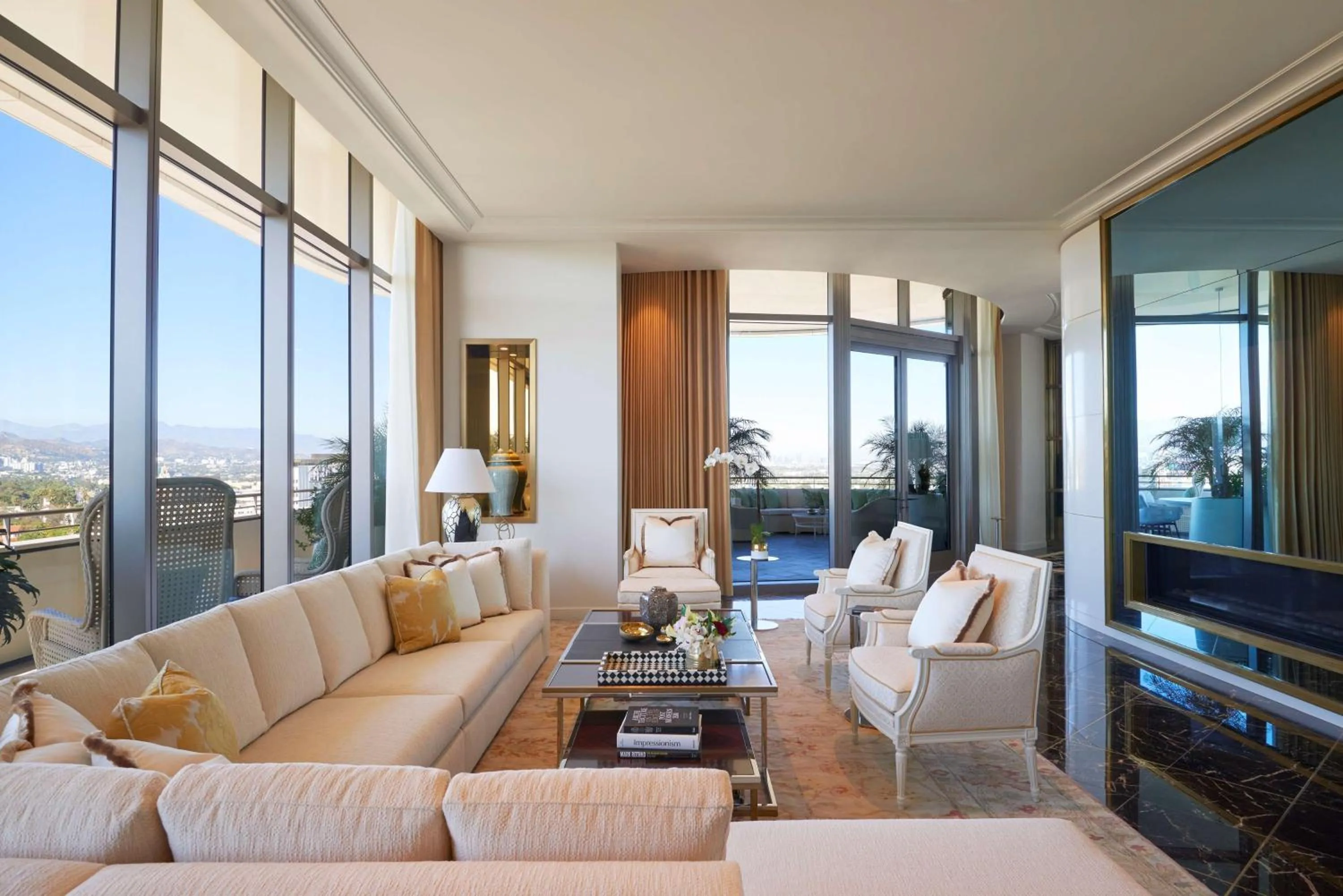 Living room in Waldorf Astoria Beverly Hills