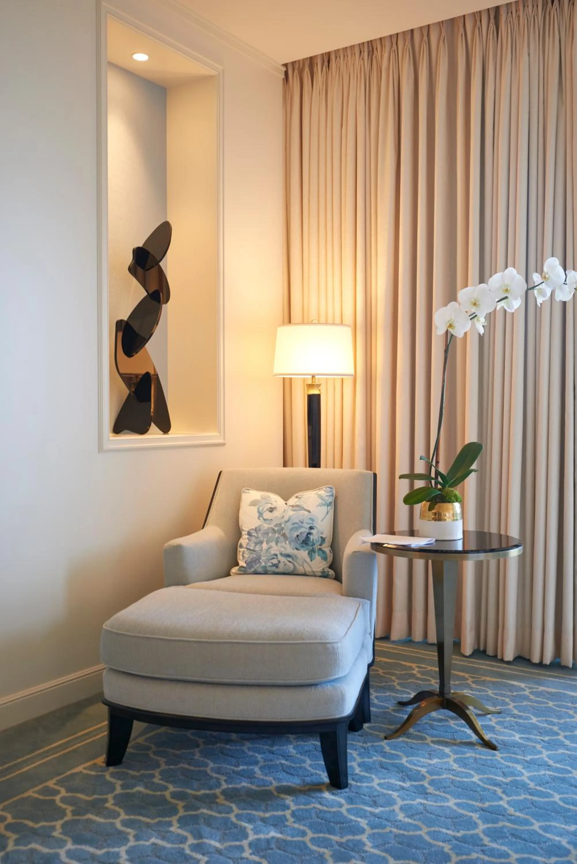 Seating area in Waldorf Astoria Beverly Hills