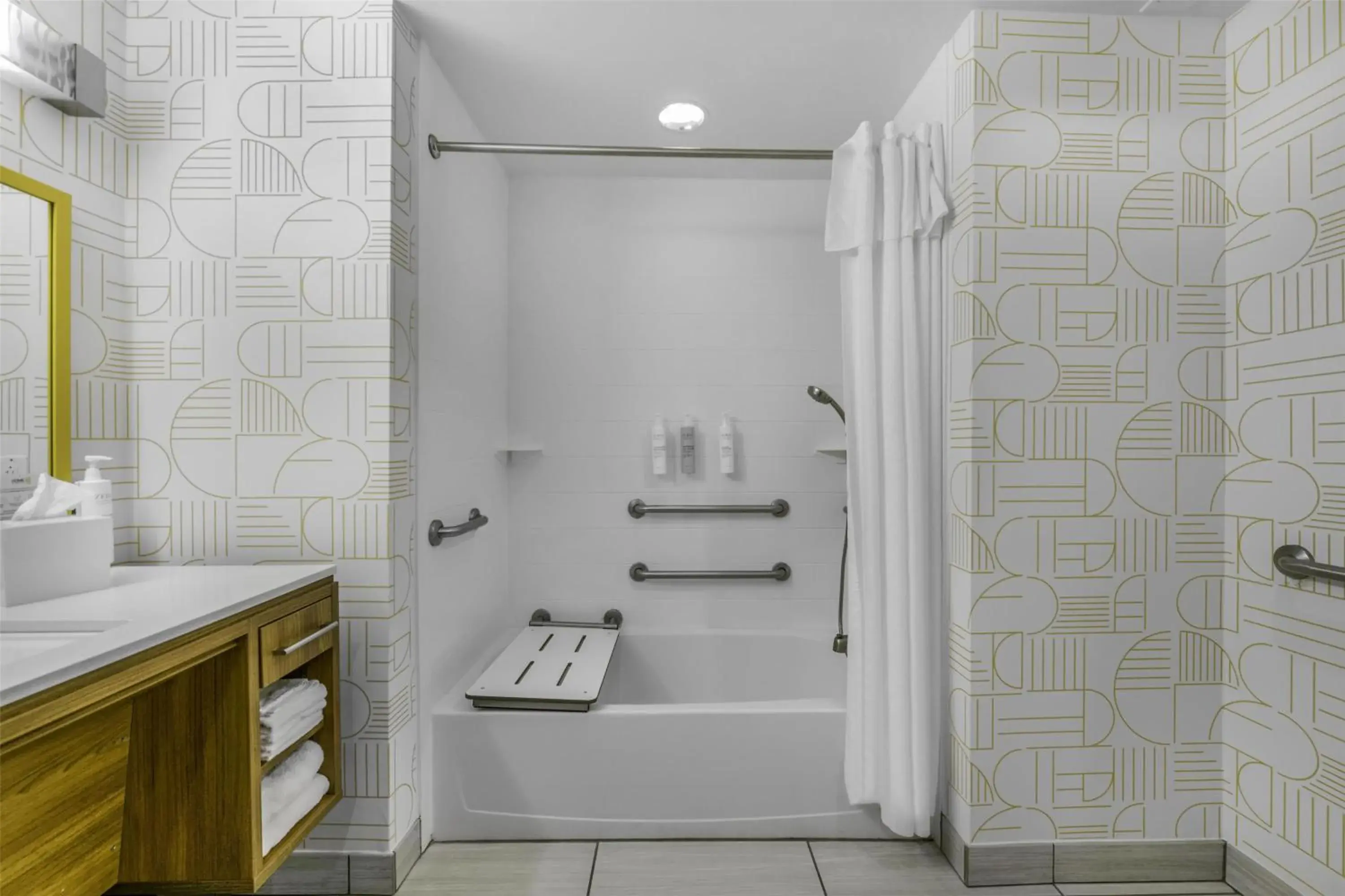 Bathroom in Home2 Suites By Hilton St. Simons Island Bathroom in Home2 Suites By Hilton St. Simons Island