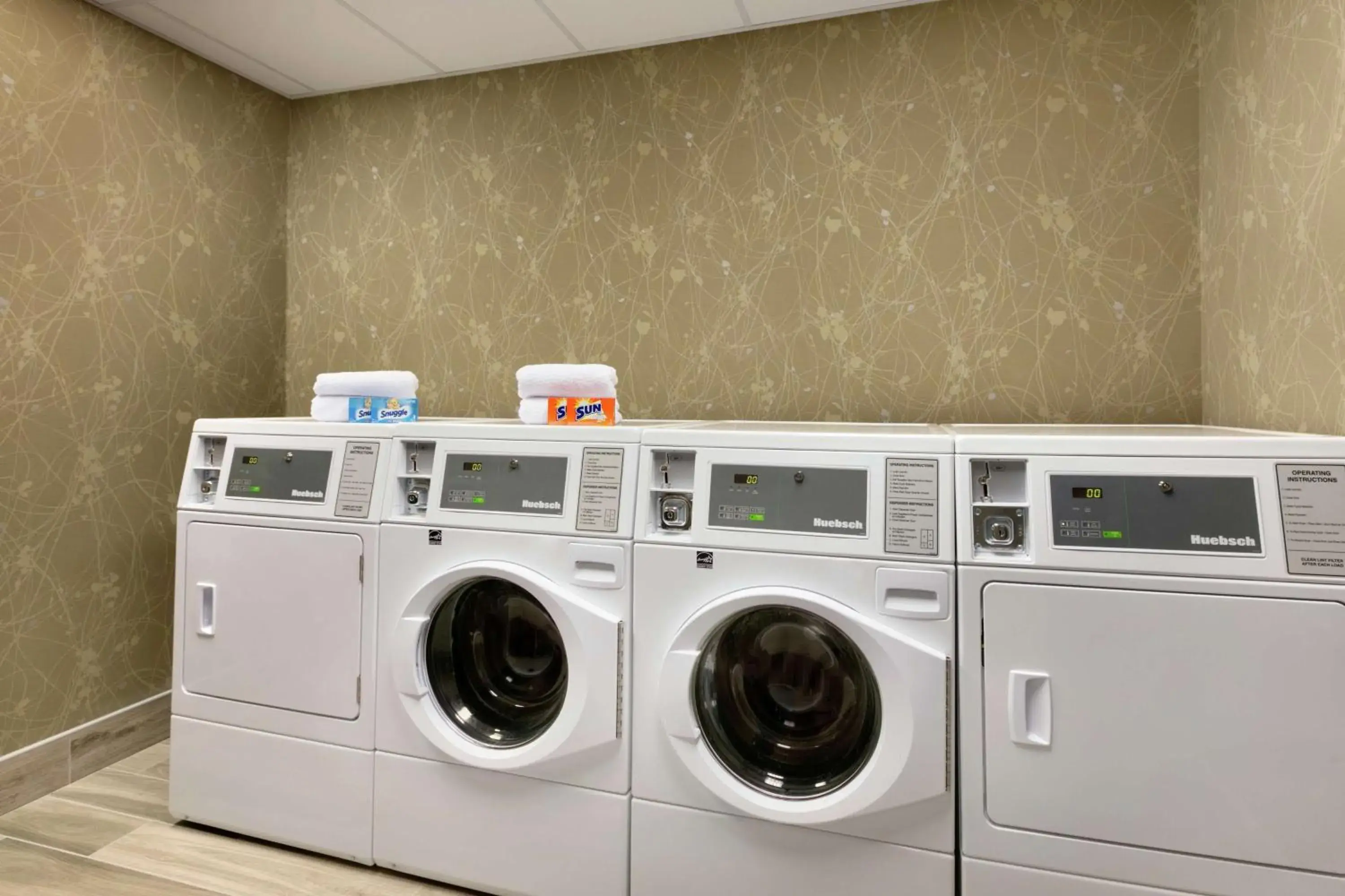 Property building in Hilton Garden Inn Statesville Property building in Hilton Garden Inn Statesville