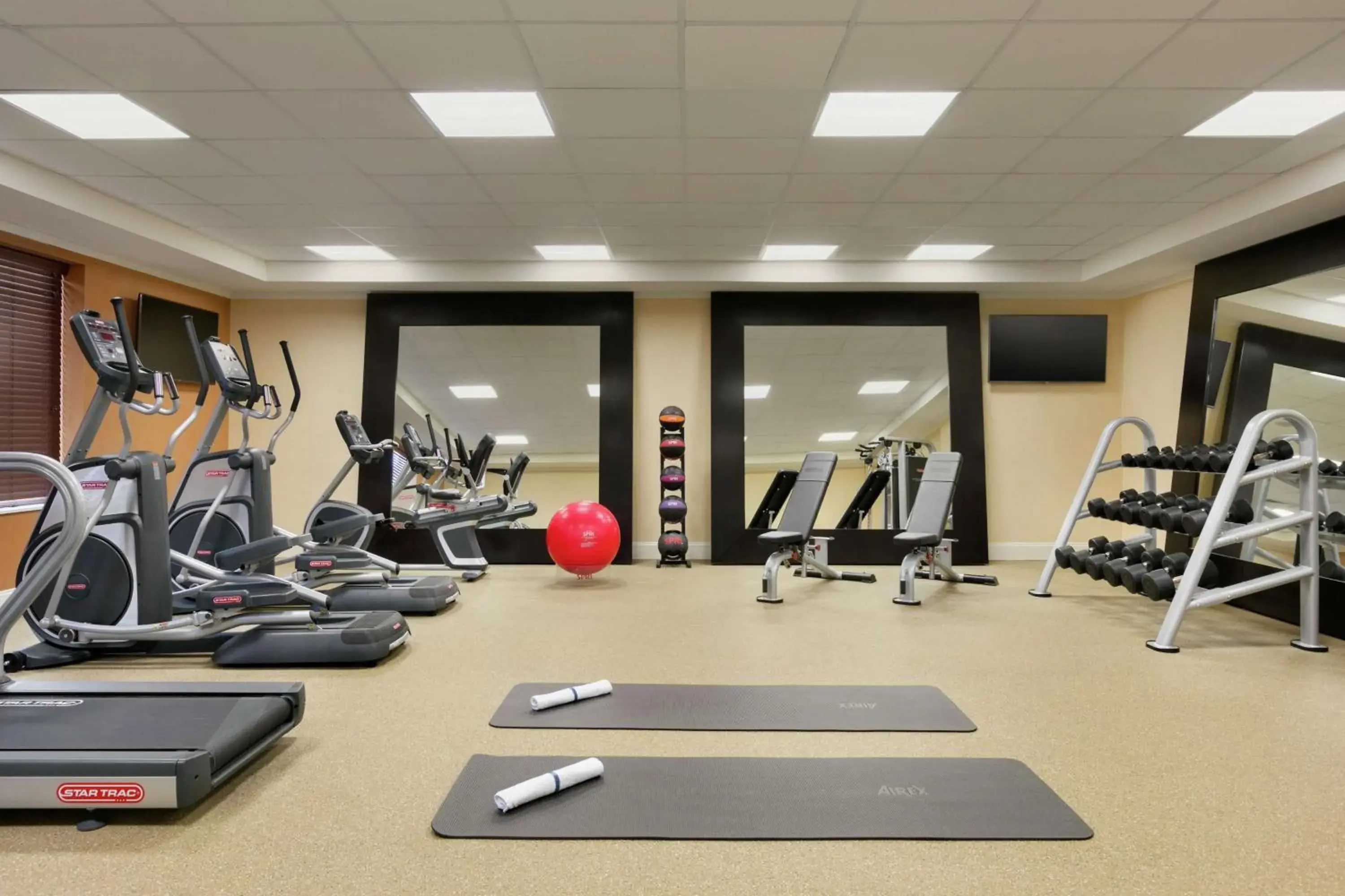 Fitness centre/facilities in Hilton Garden Inn Statesville Fitness centre/facilities in Hilton Garden Inn Statesville