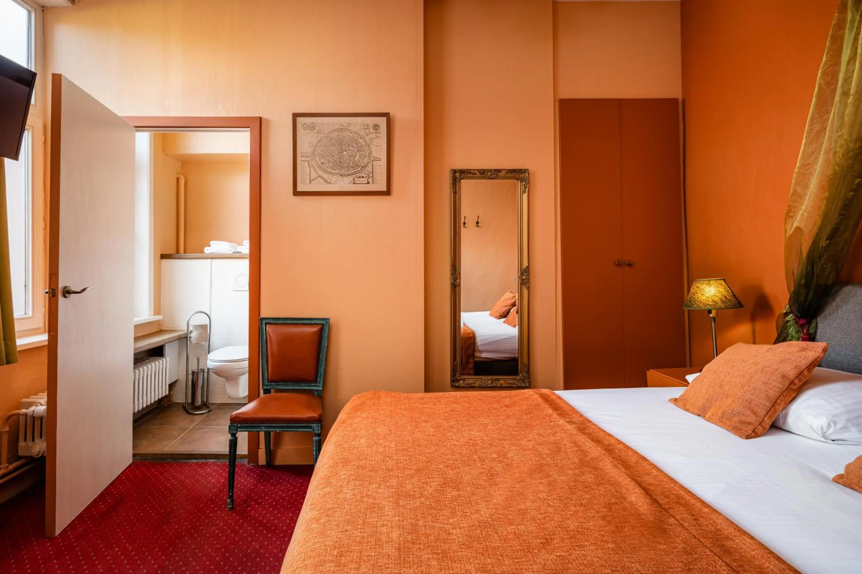 Bedroom, Bed in Hotel Van Eyck