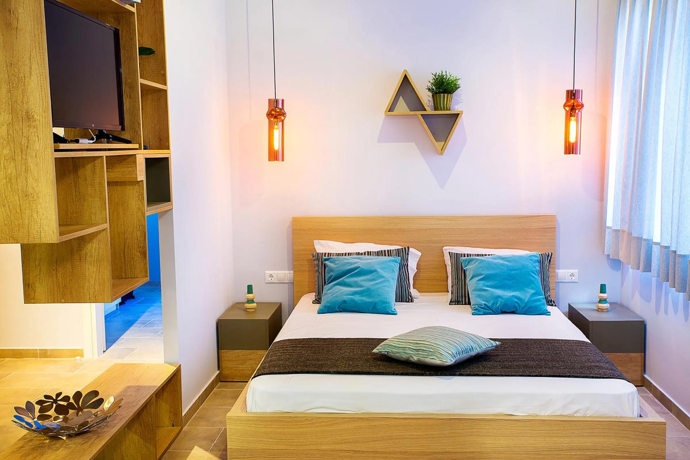 Bed in Emerald Suite