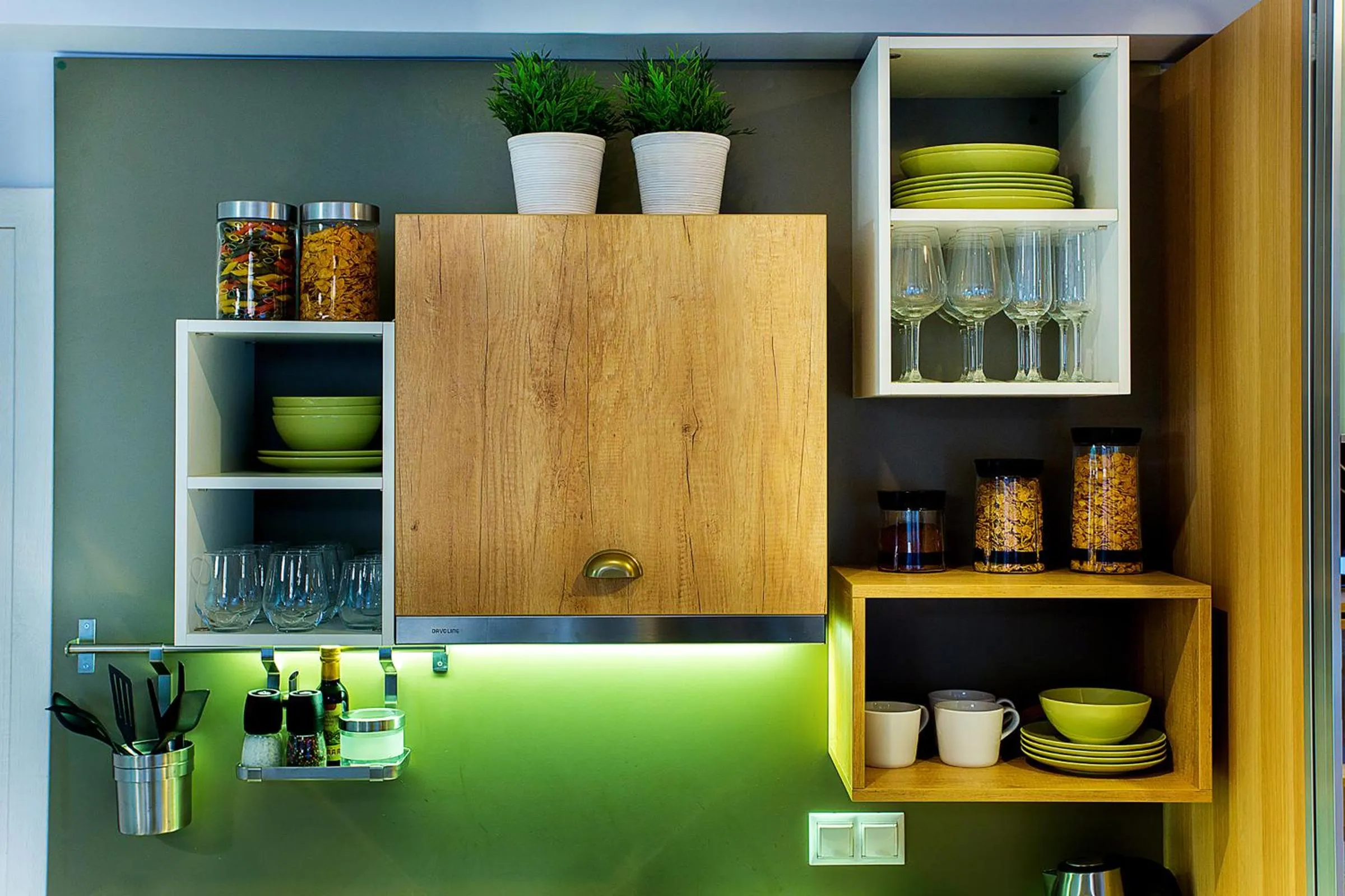 Kitchen or kitchenette in Emerald Suite