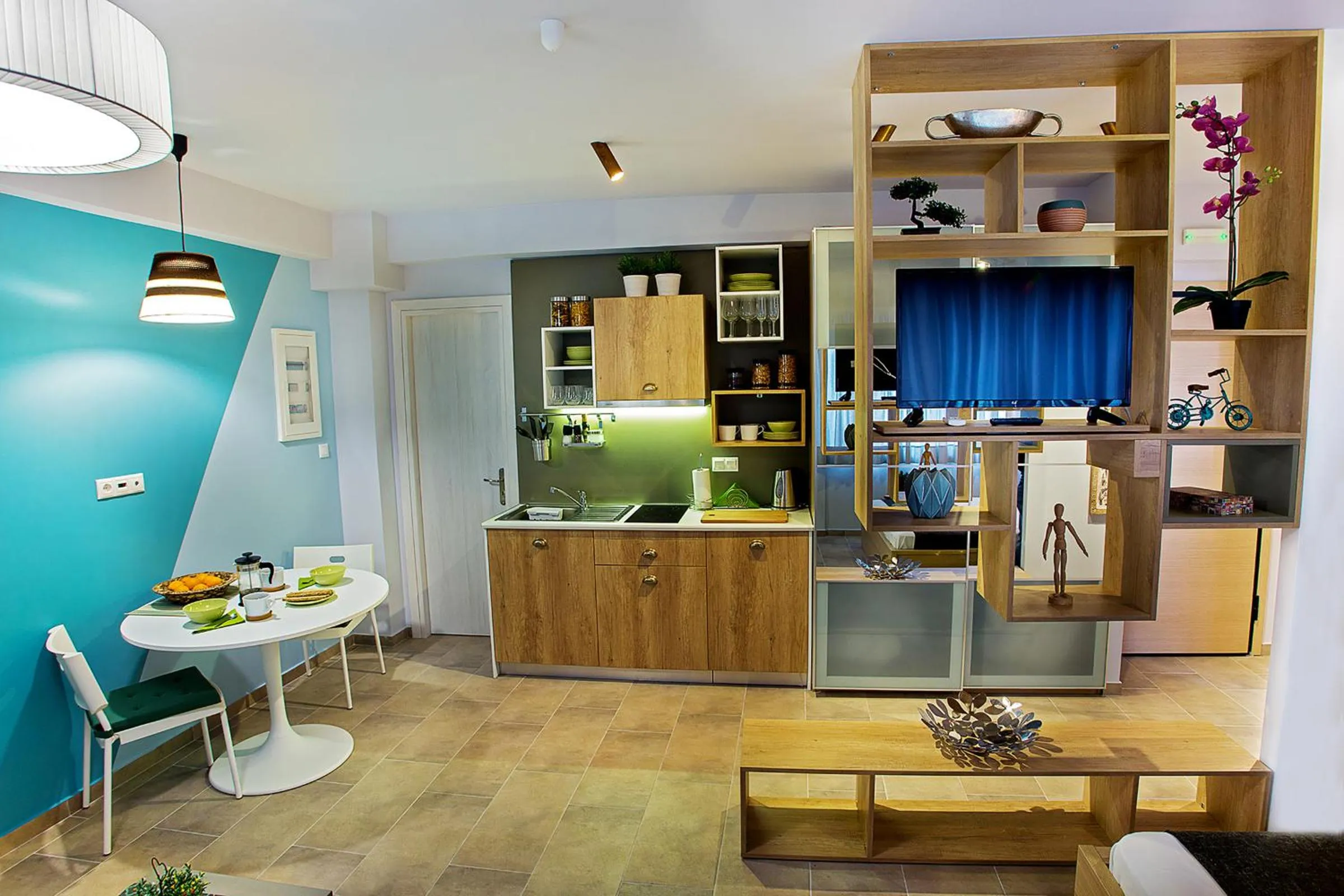 Kitchen or kitchenette in Emerald Suite