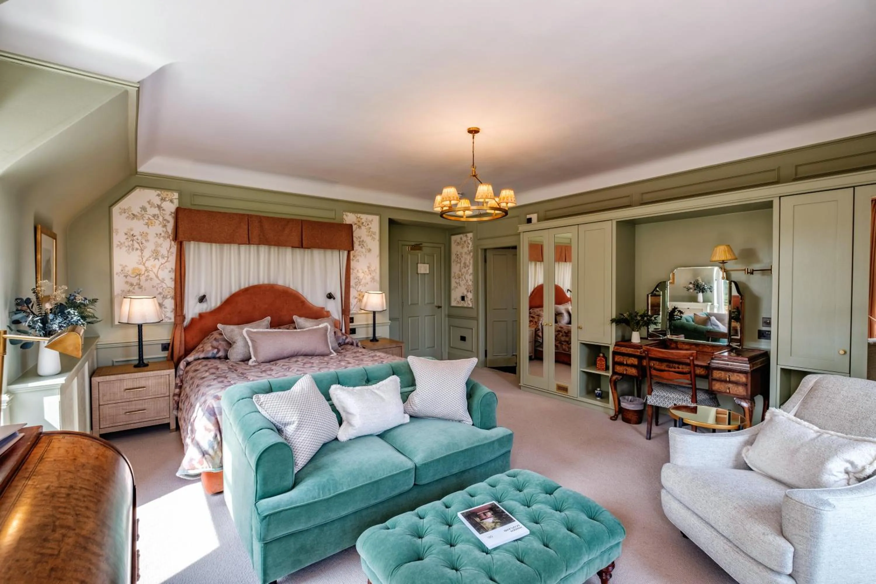 Bed in Douneside House