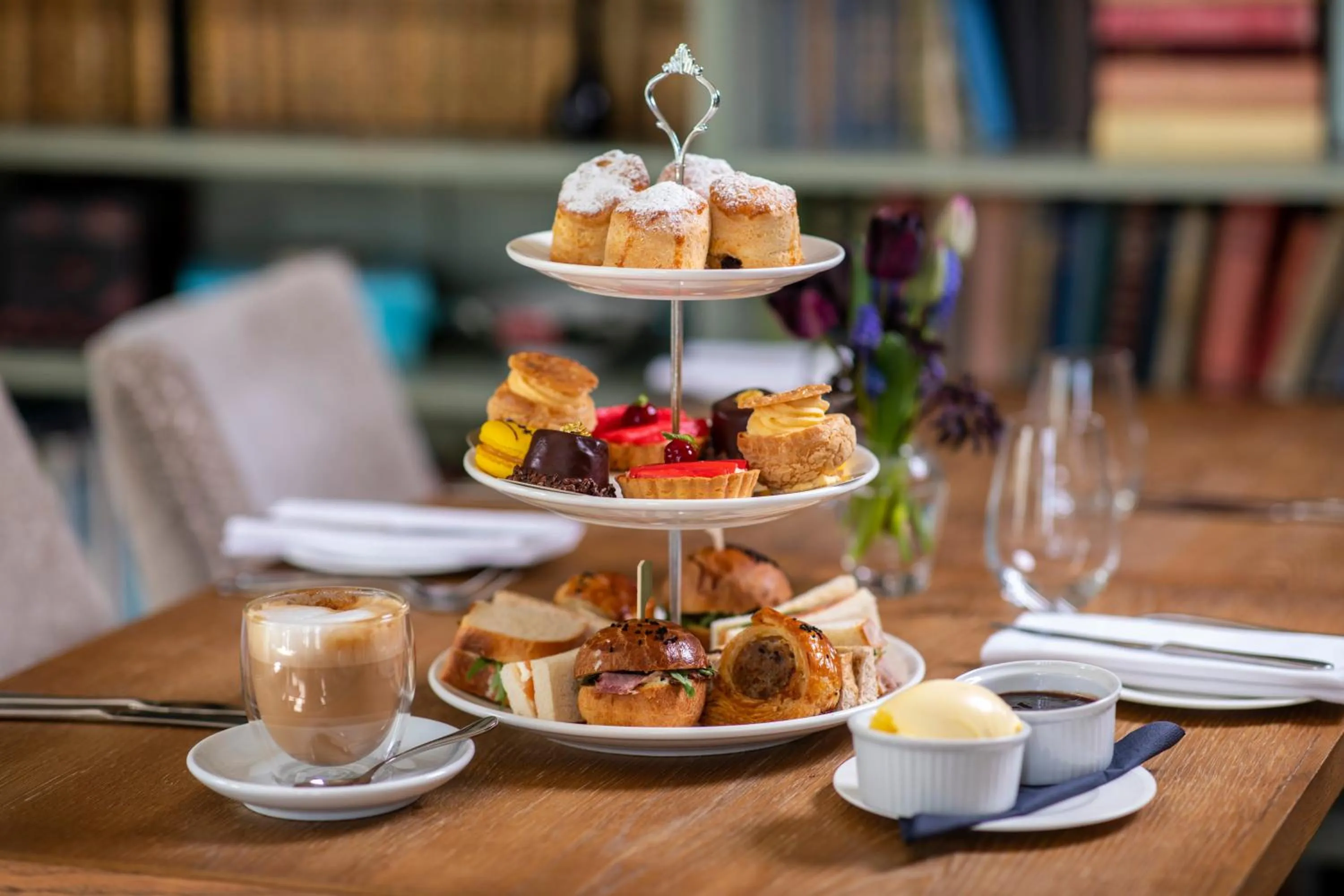 Restaurant/places to eat in Douneside House