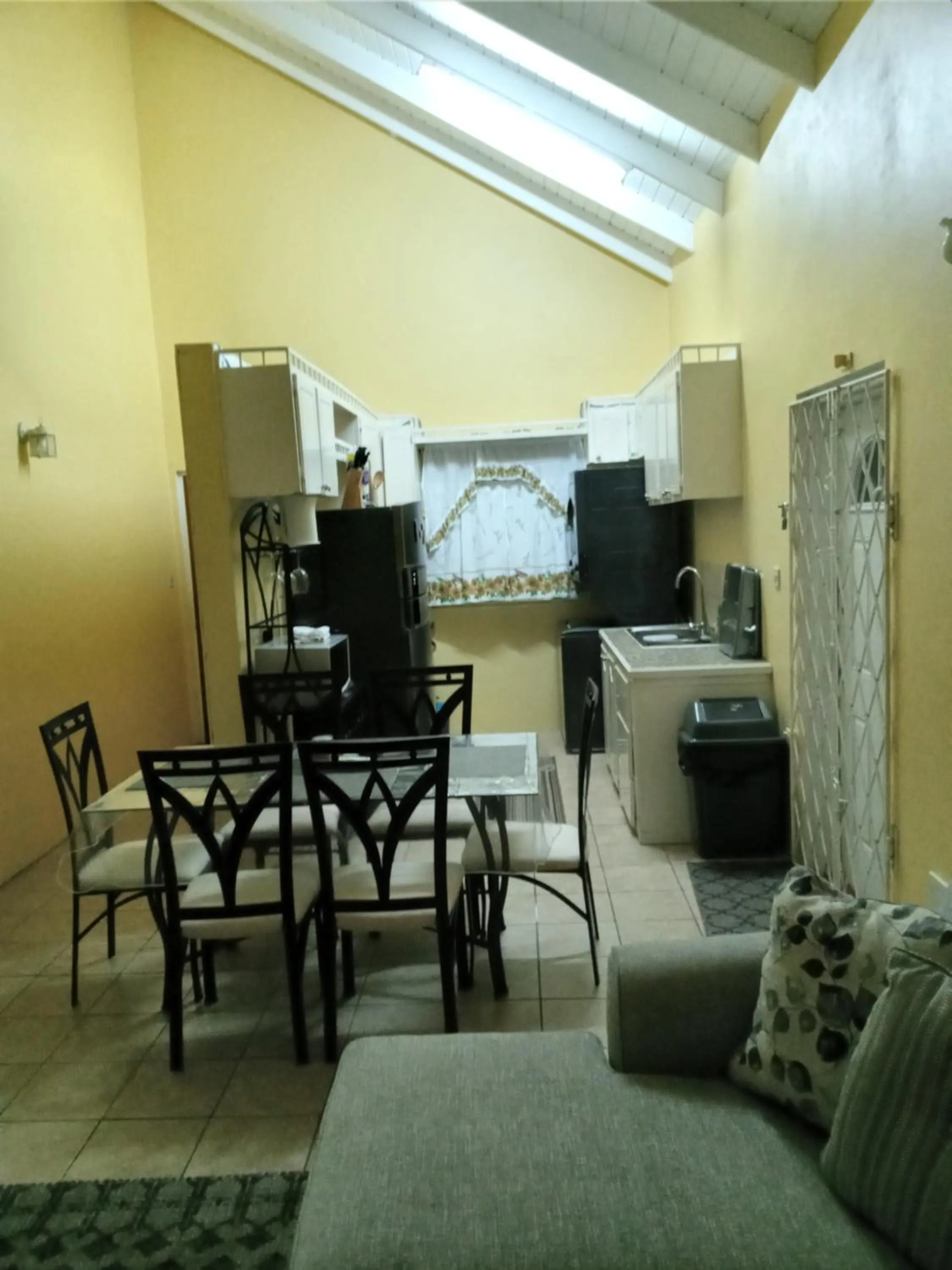 Kitchen or kitchenette in Caribbean Dream Vacation Property CD1