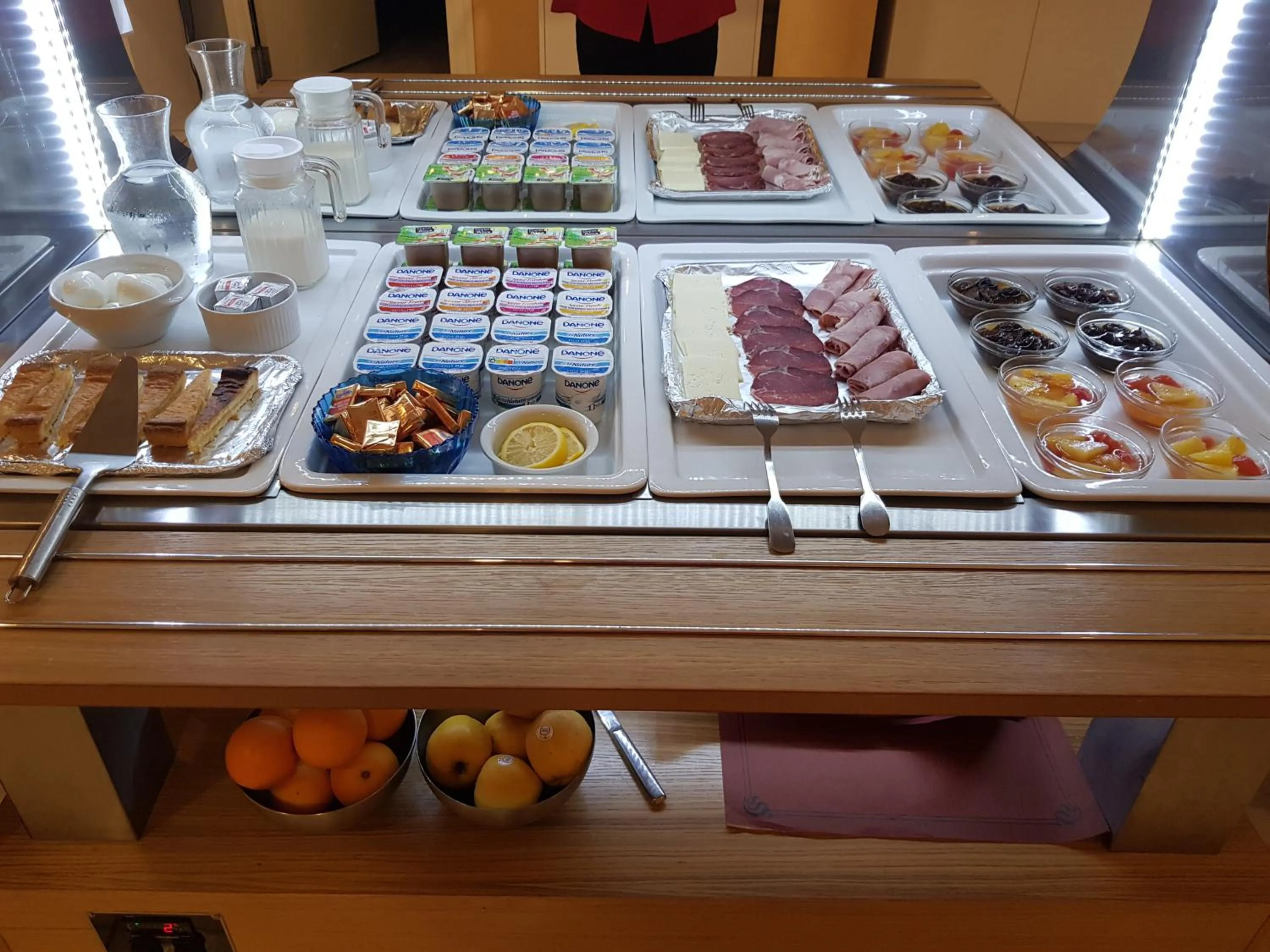 Breakfast in Hôtel de Paris