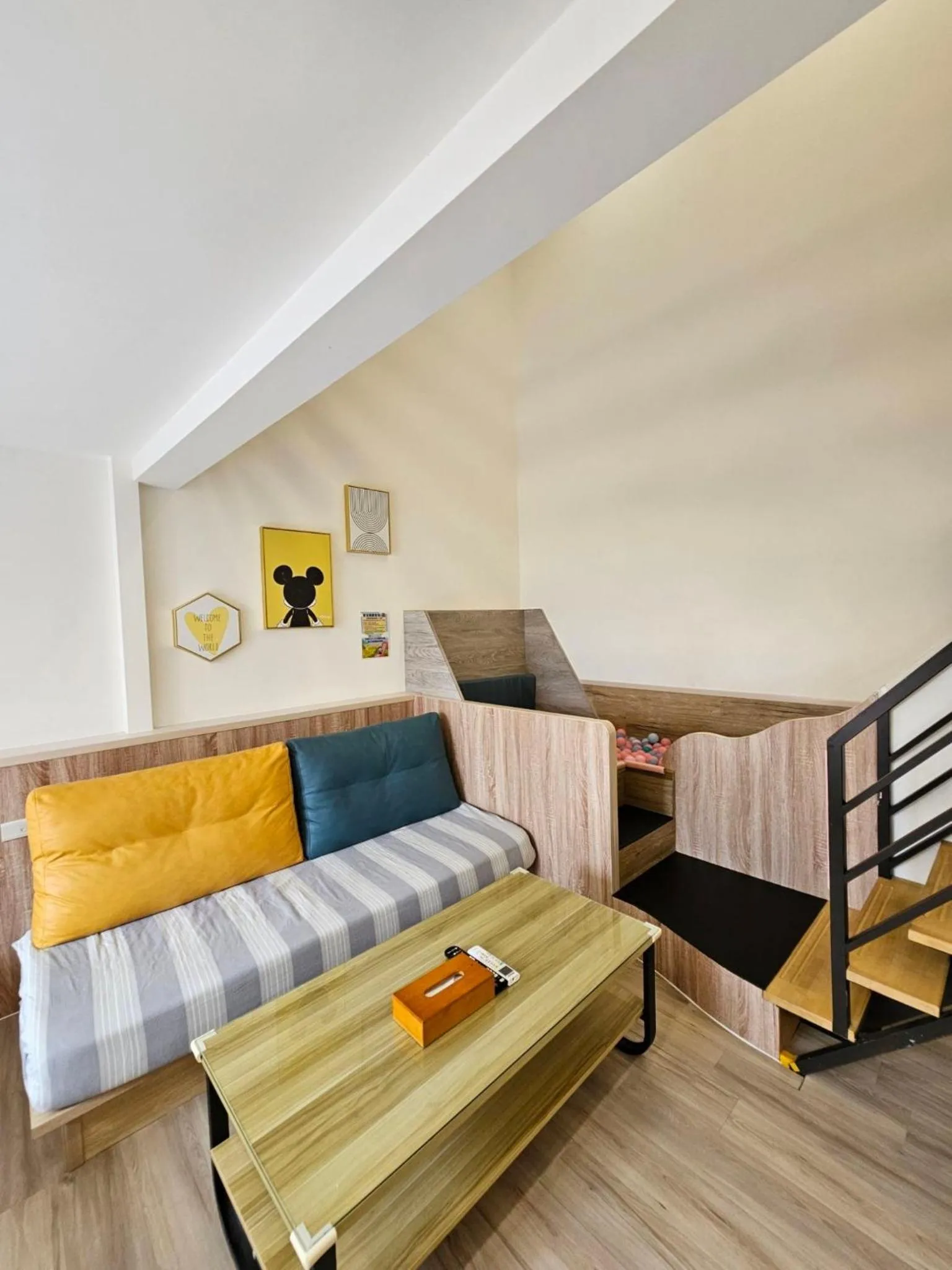 Bed in Happiness Yes Inn