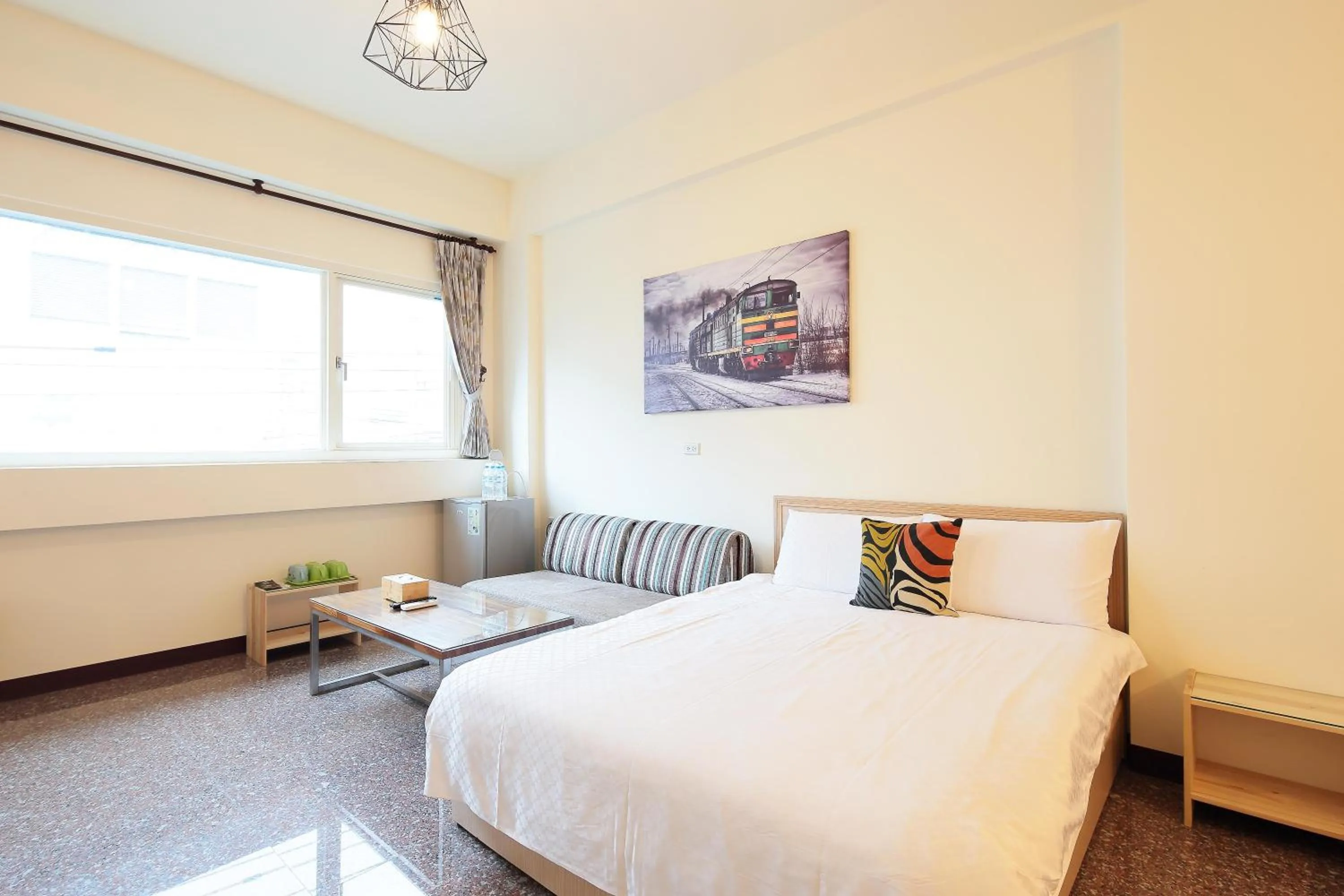 Bed in Happiness Yes Inn