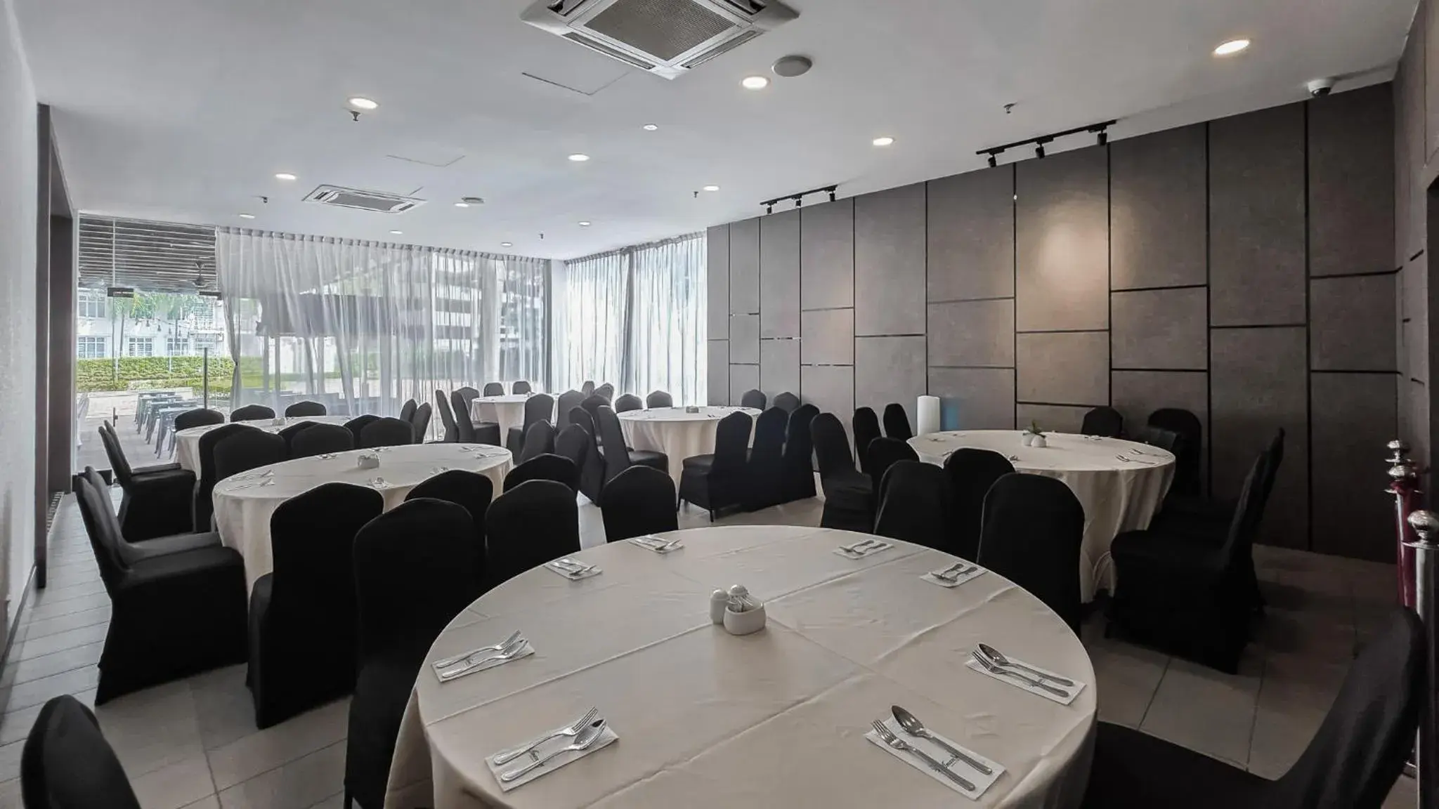 Restaurant/places to eat in Amansari Hotel Nusajaya Restaurant/places to eat in Amansari Hotel Nusajaya