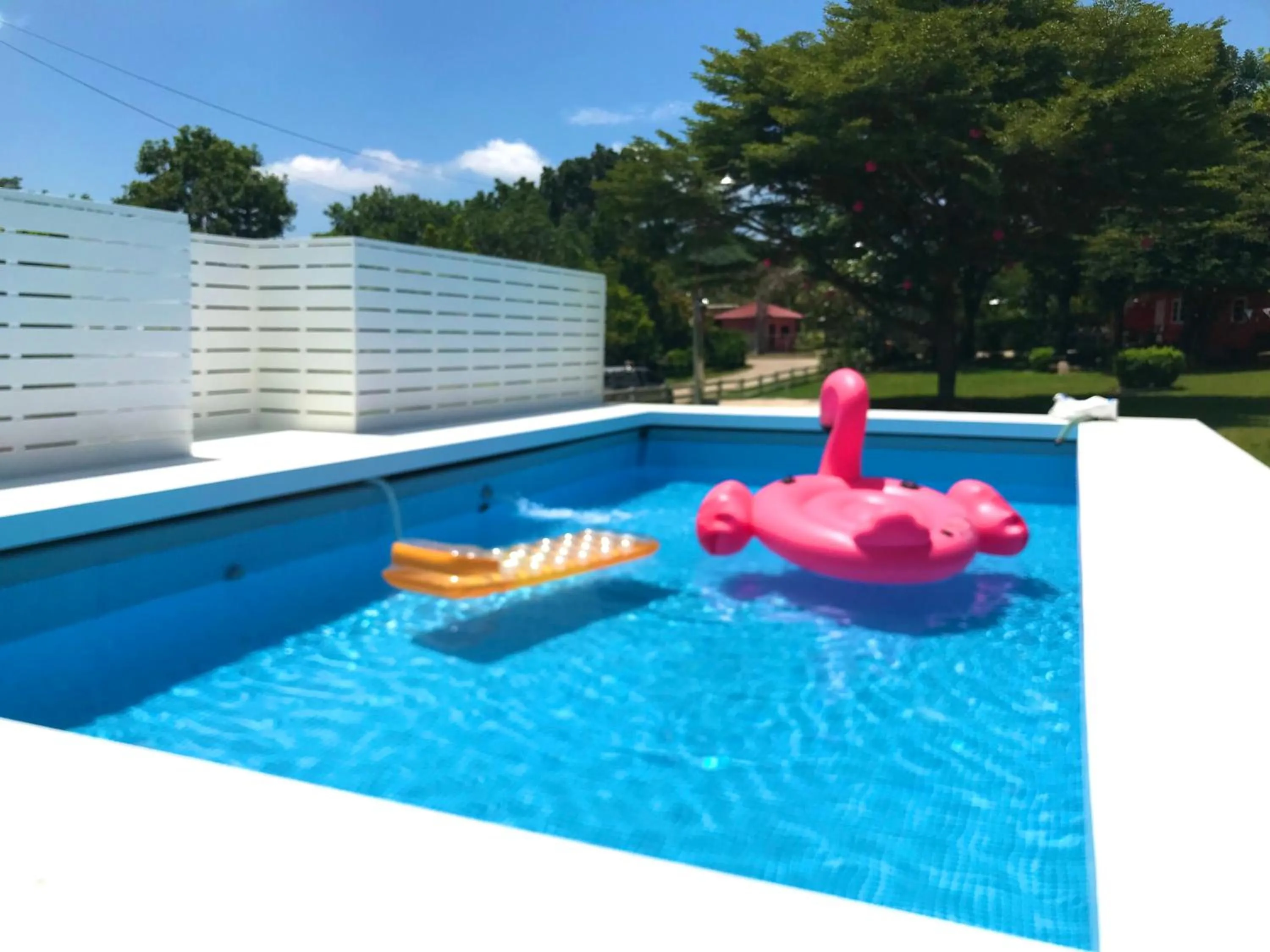 Swimming pool in Baan Suan Rojjana