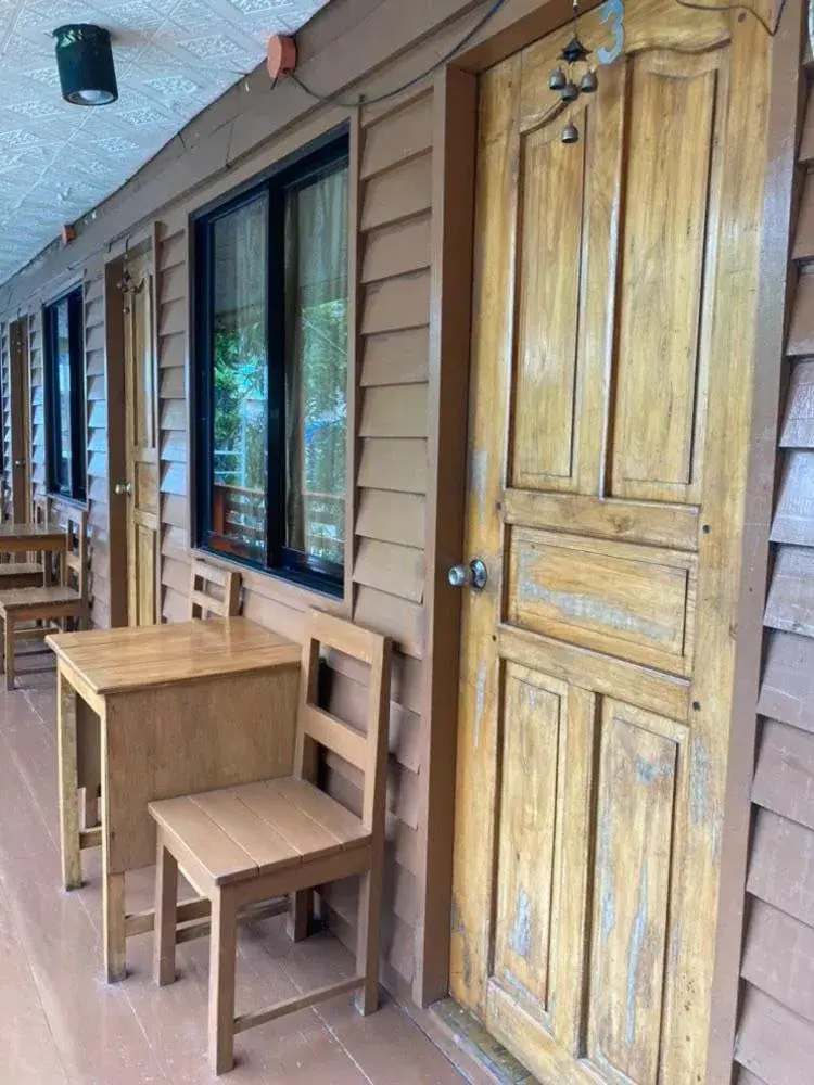 Queen Room with Balcony in Just Inn Queen Room with Balcony in Just Inn