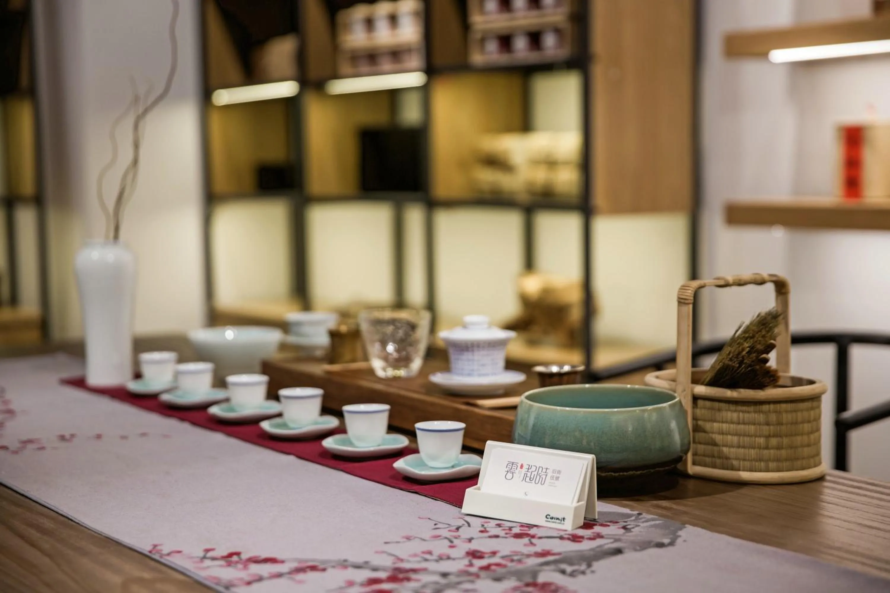 Shopping Area in Ancient Street No.5 Youth Chic Hotel