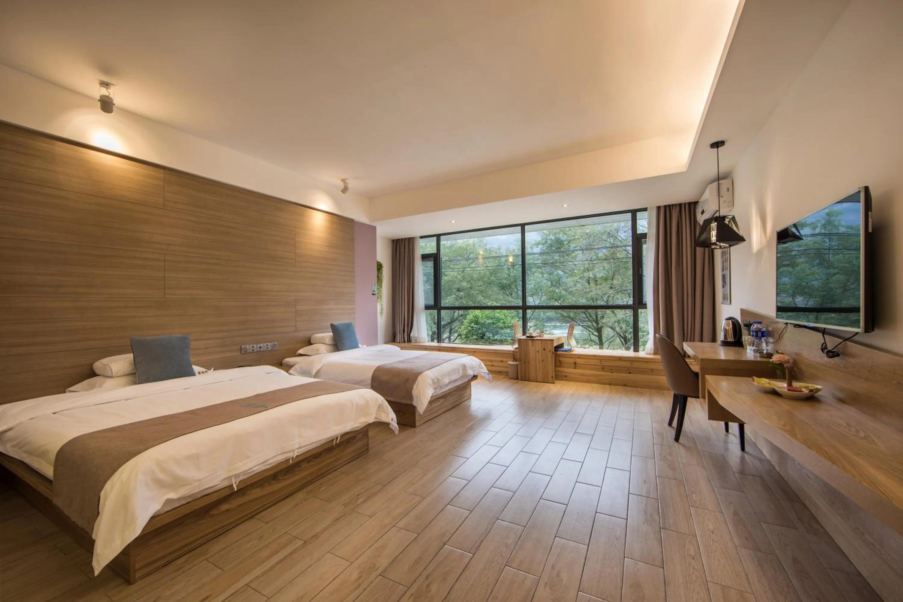 Photo of the whole room, Bed in Ancient Street No.5 Youth Chic Hotel