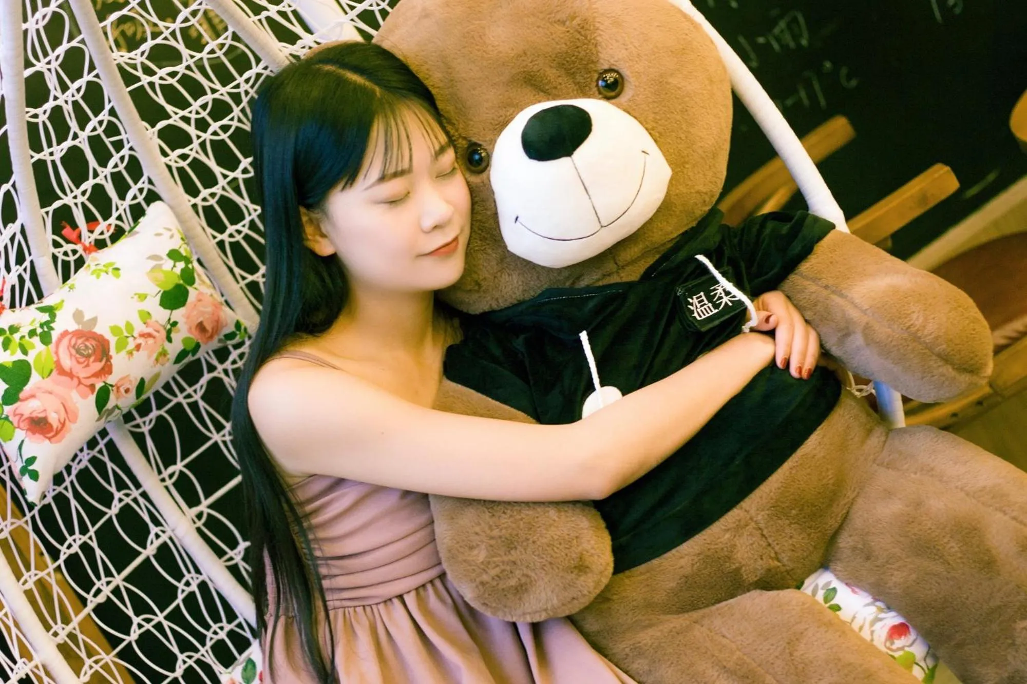 Communal lounge/ TV room in Ancient Street No.5 Youth Chic Hotel