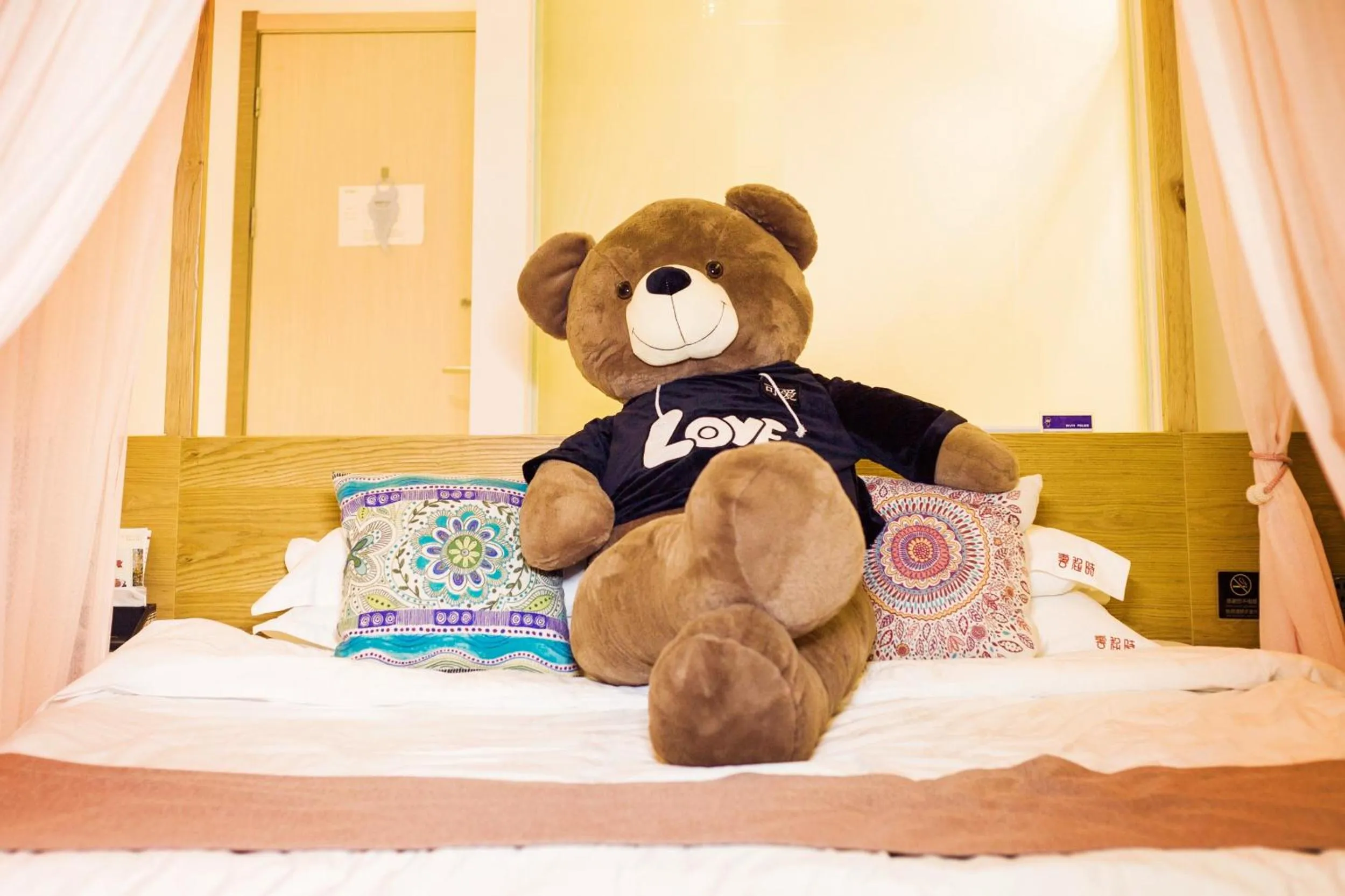 Decorative detail, Bed in Ancient Street No.5 Youth Chic Hotel