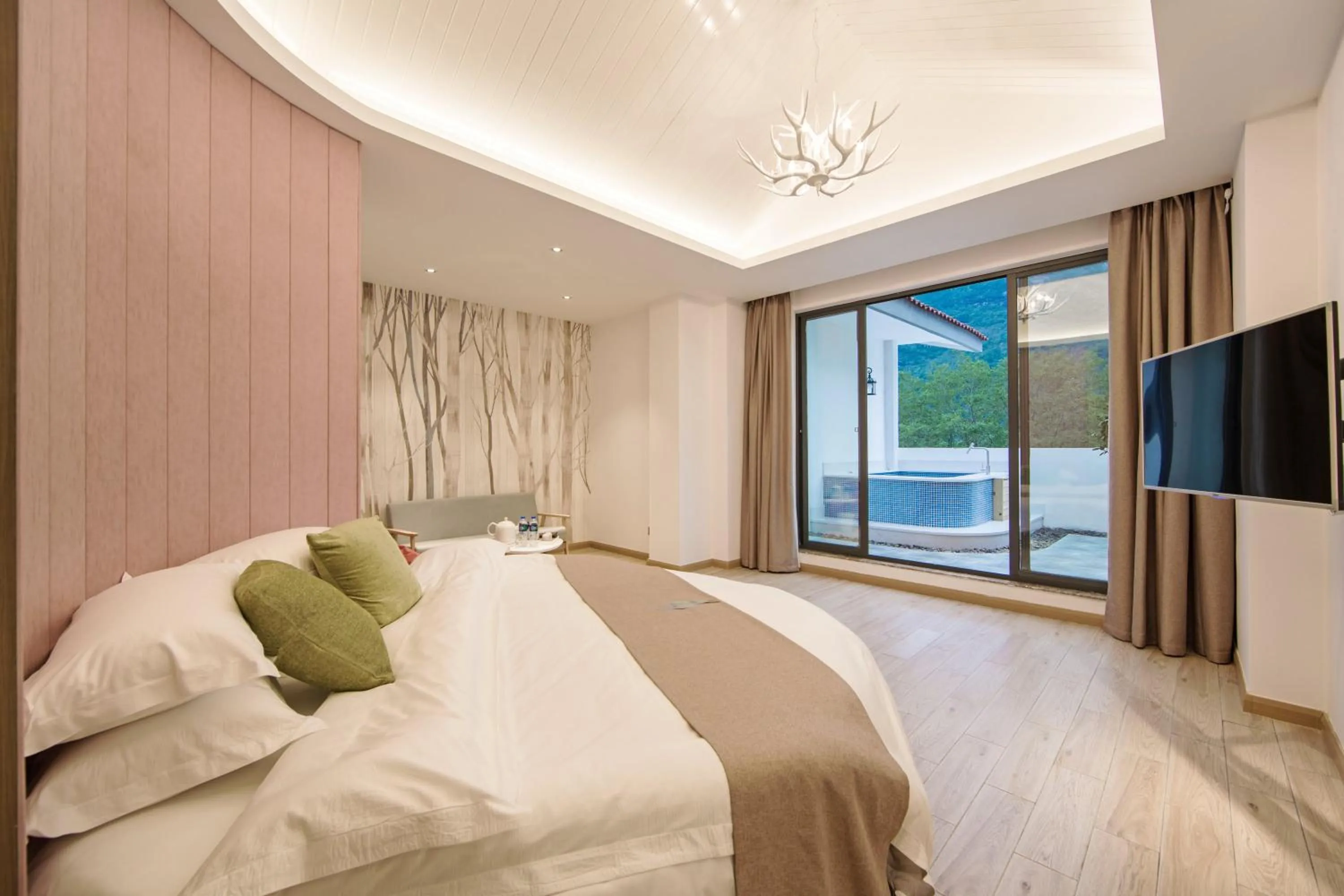 Mountain view, Bed in Ancient Street No.5 Youth Chic Hotel