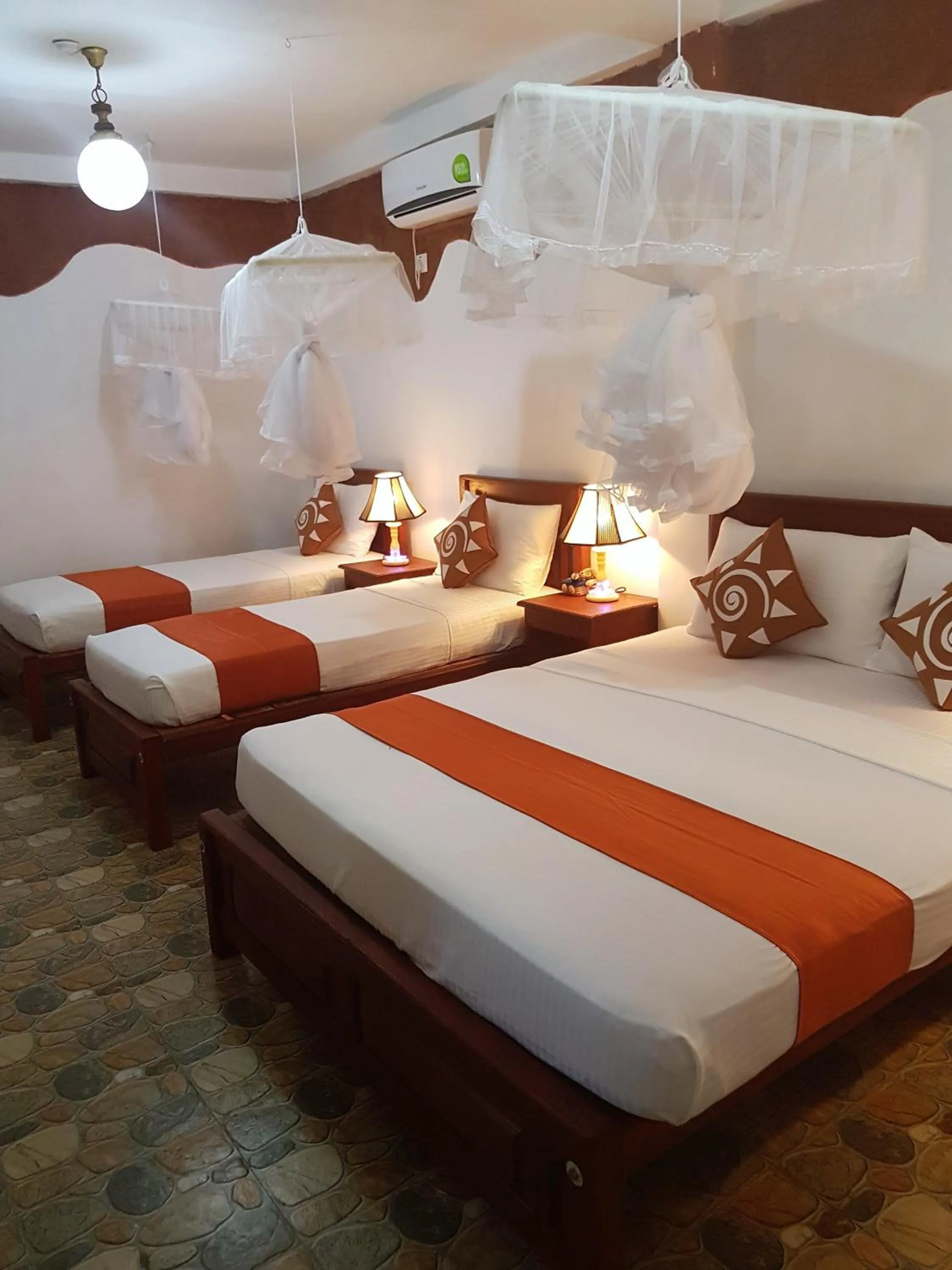 Bedroom, Bed in Sigiri Heritage Villa