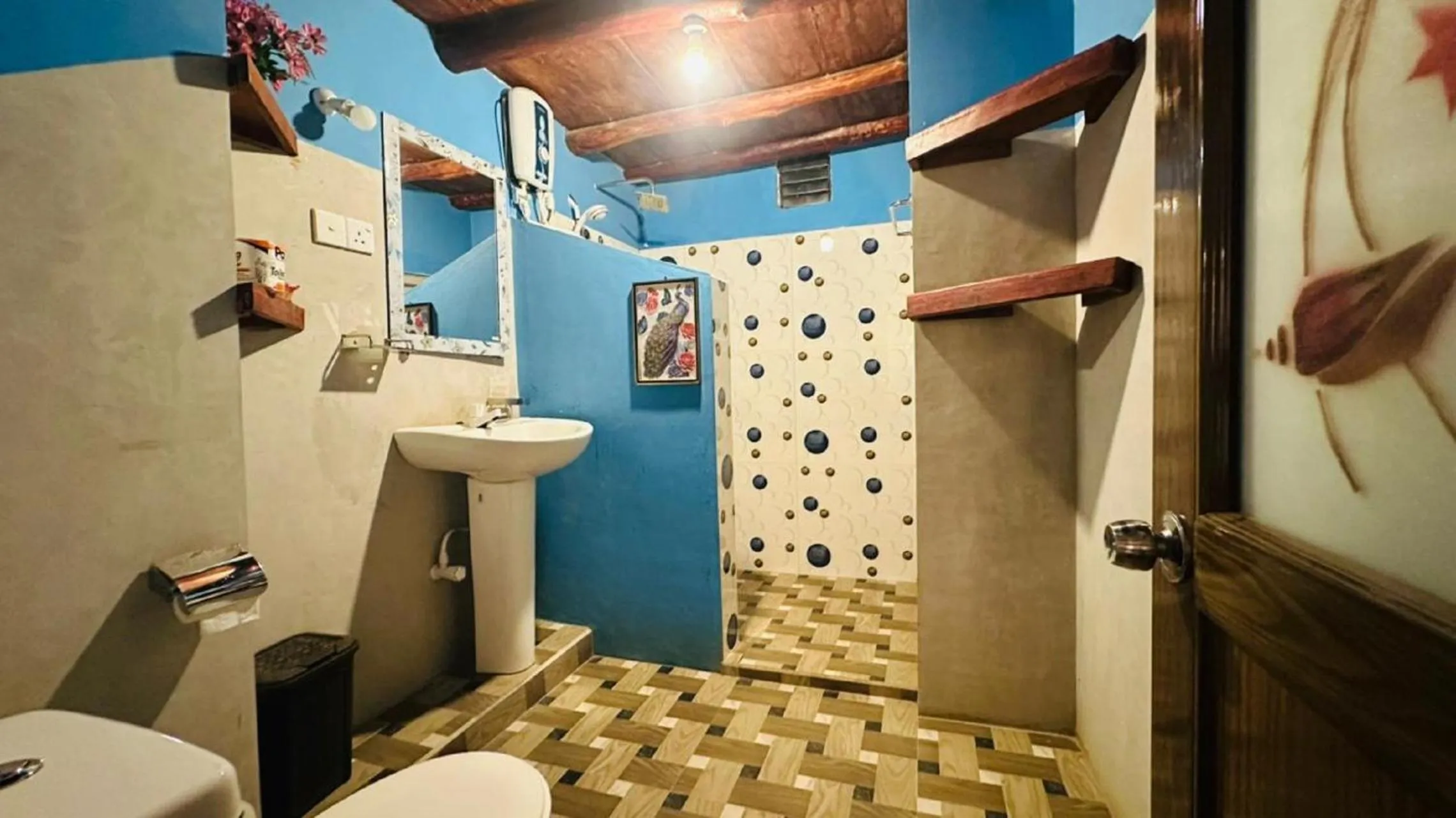 Bathroom in Sigiri Heritage Villa
