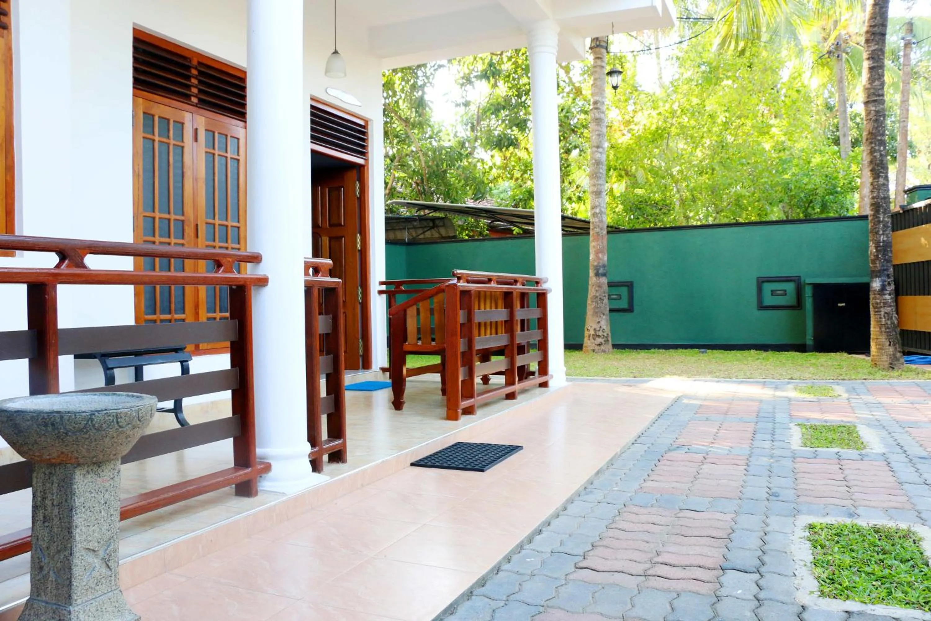 Garden in The Cool Nest Yala Hotel